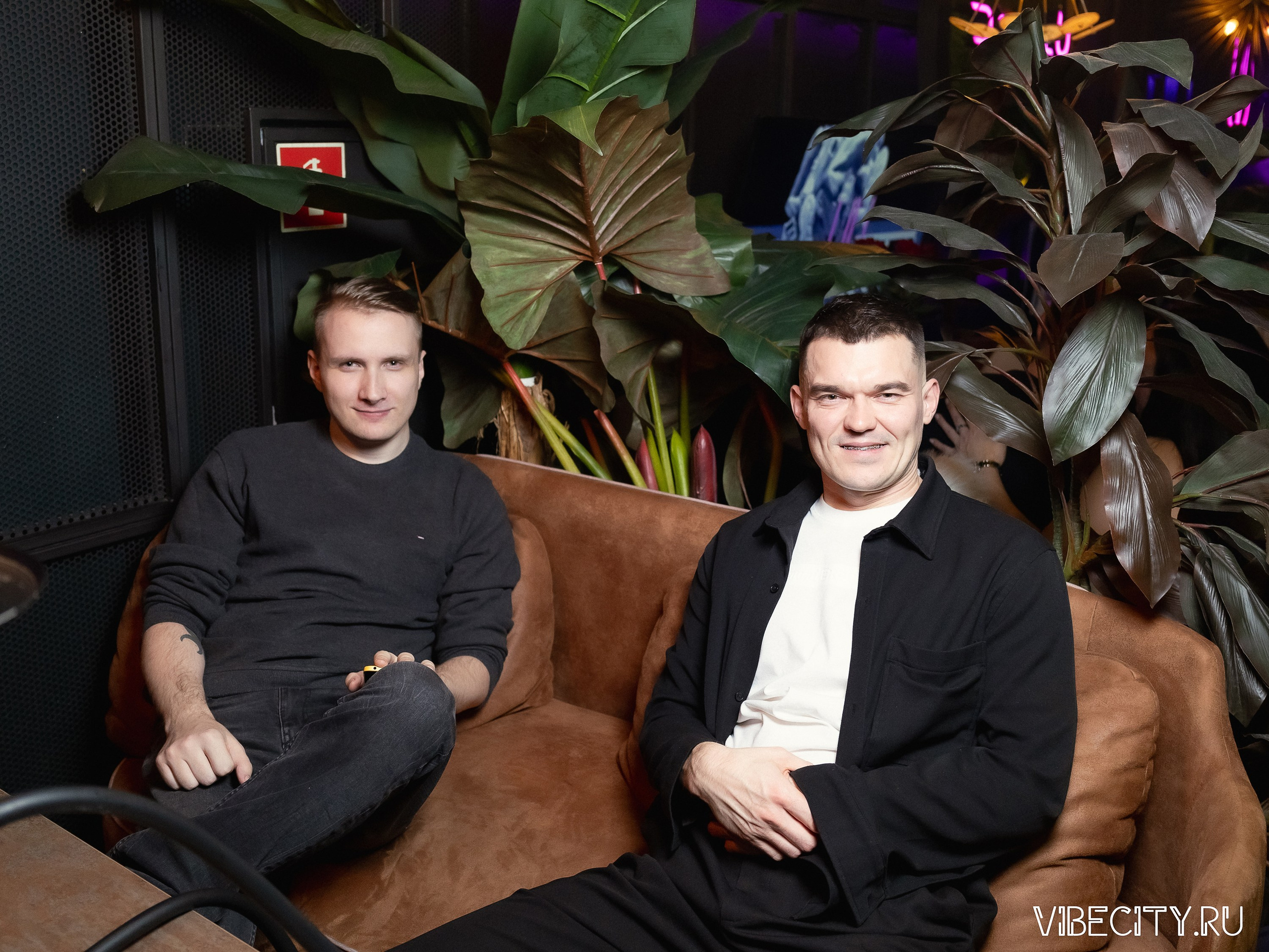 DOUBLE U. VIBECITY.RU Вайб Сити Ру Фоторепортажи Фотоотчеты Калининград