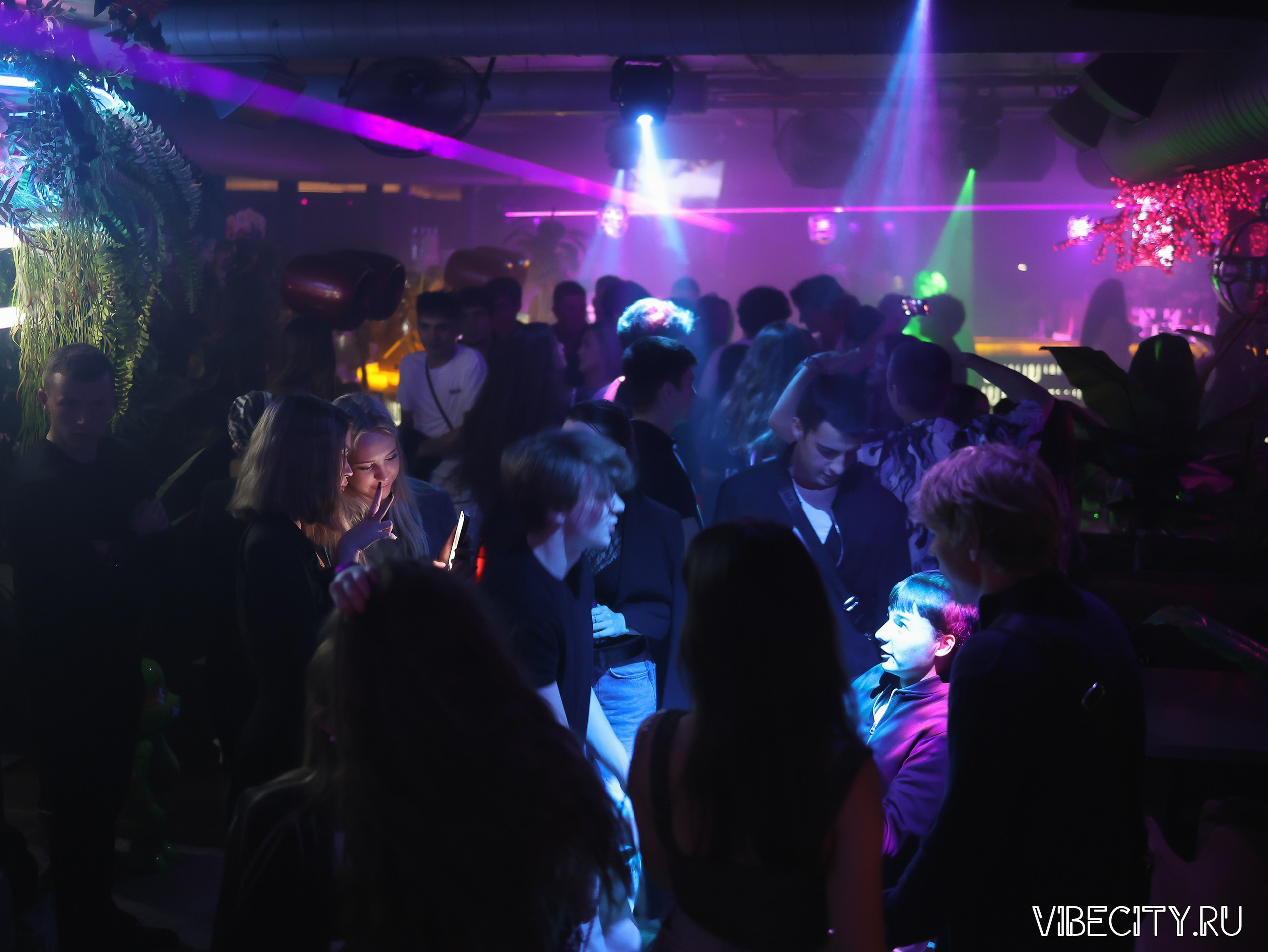 DOUBLE U. VIBECITY.RU Вайб Сити Ру Фоторепортажи Фотоотчеты Калининград