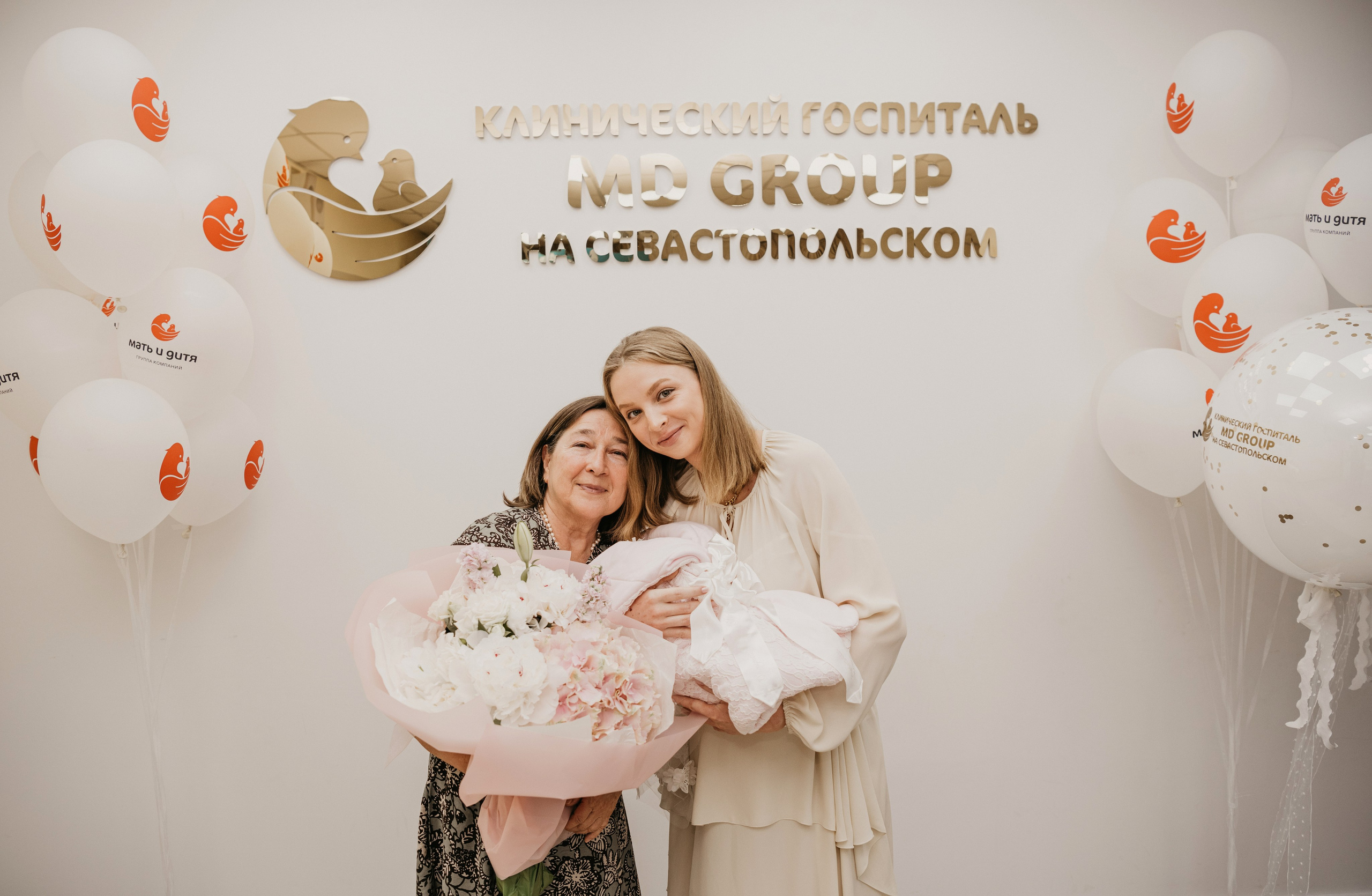 Выписка Виктории. Мать и дитя. Фотограф на выписку из роддома в Москве и МО