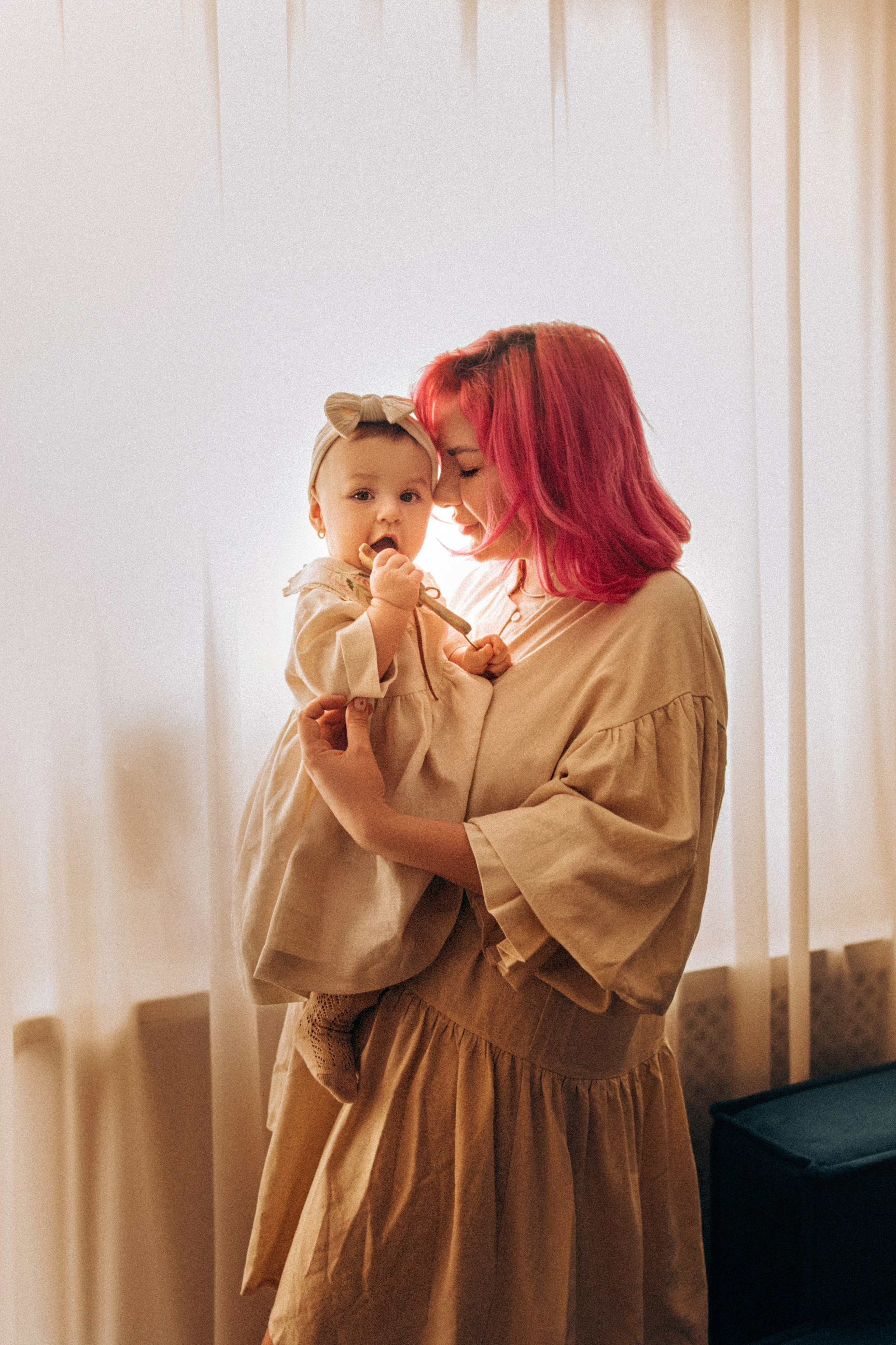 Люда и Оливия. Фотограф Юлия Стрыгина