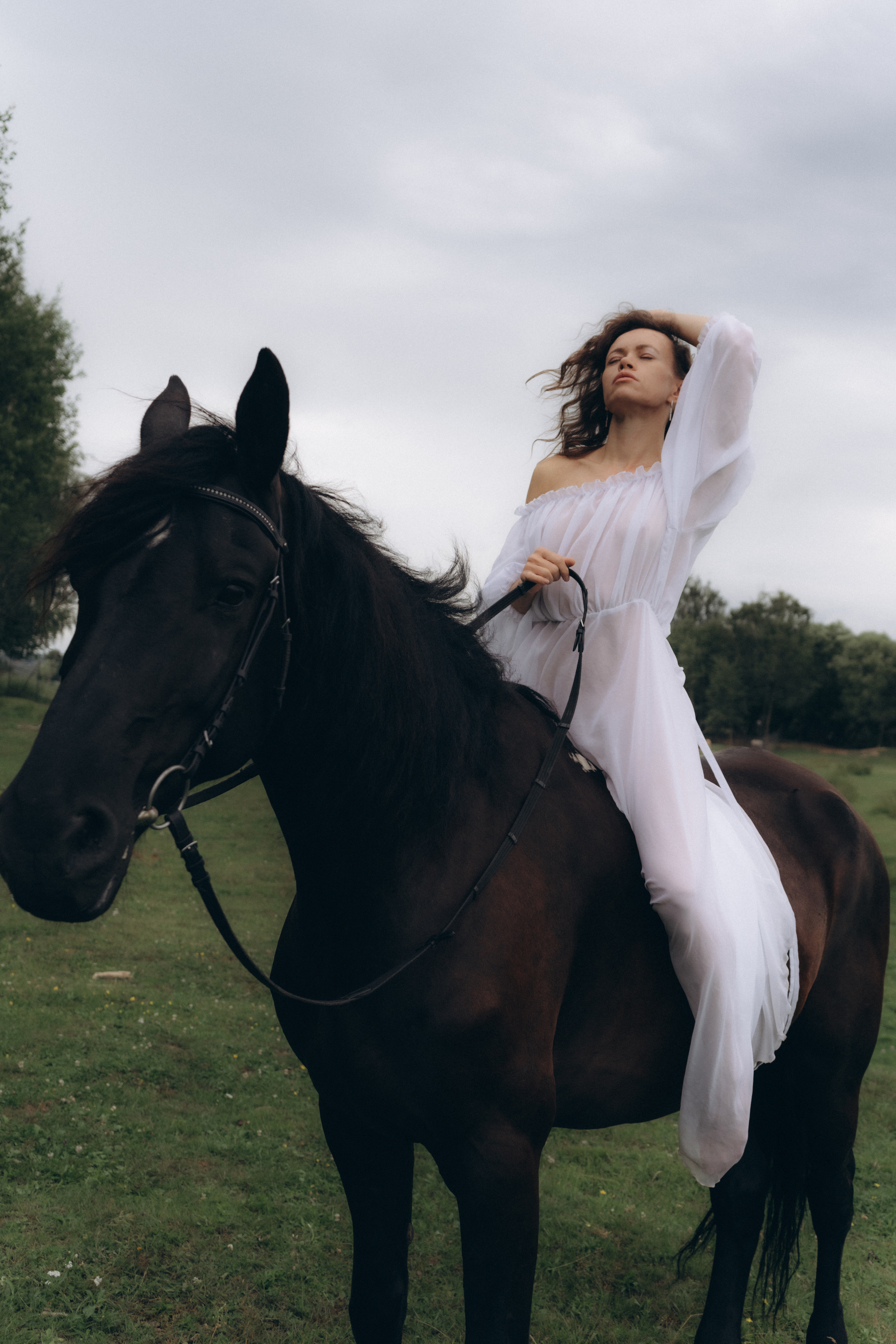 Кристина на ранчо. Семейный и свадебный фотограф в Москве и Московской области