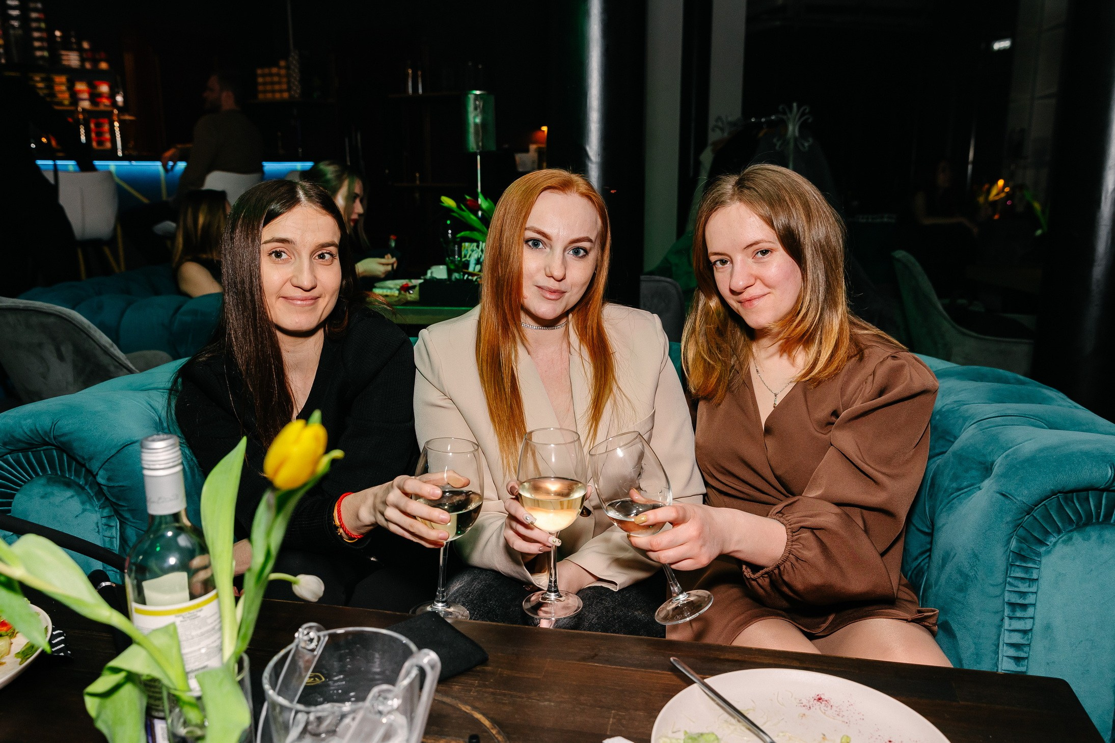 8 марта в лаунж-баре Major 2024. Свадебный, семейный и детский фотограф в Калининграде Елена Кравцова