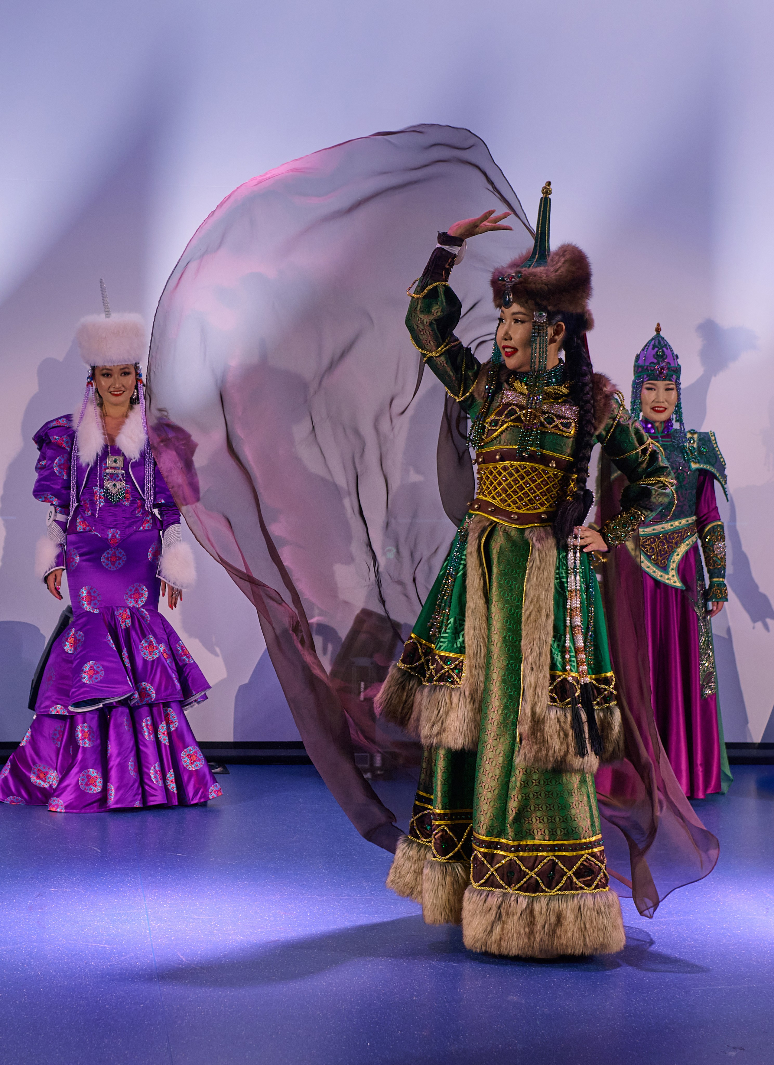 Миссис Азия 2025 (Москва). Репортаж | фотосъемка в Москве и РФ | Фотограф Александр Емелькин