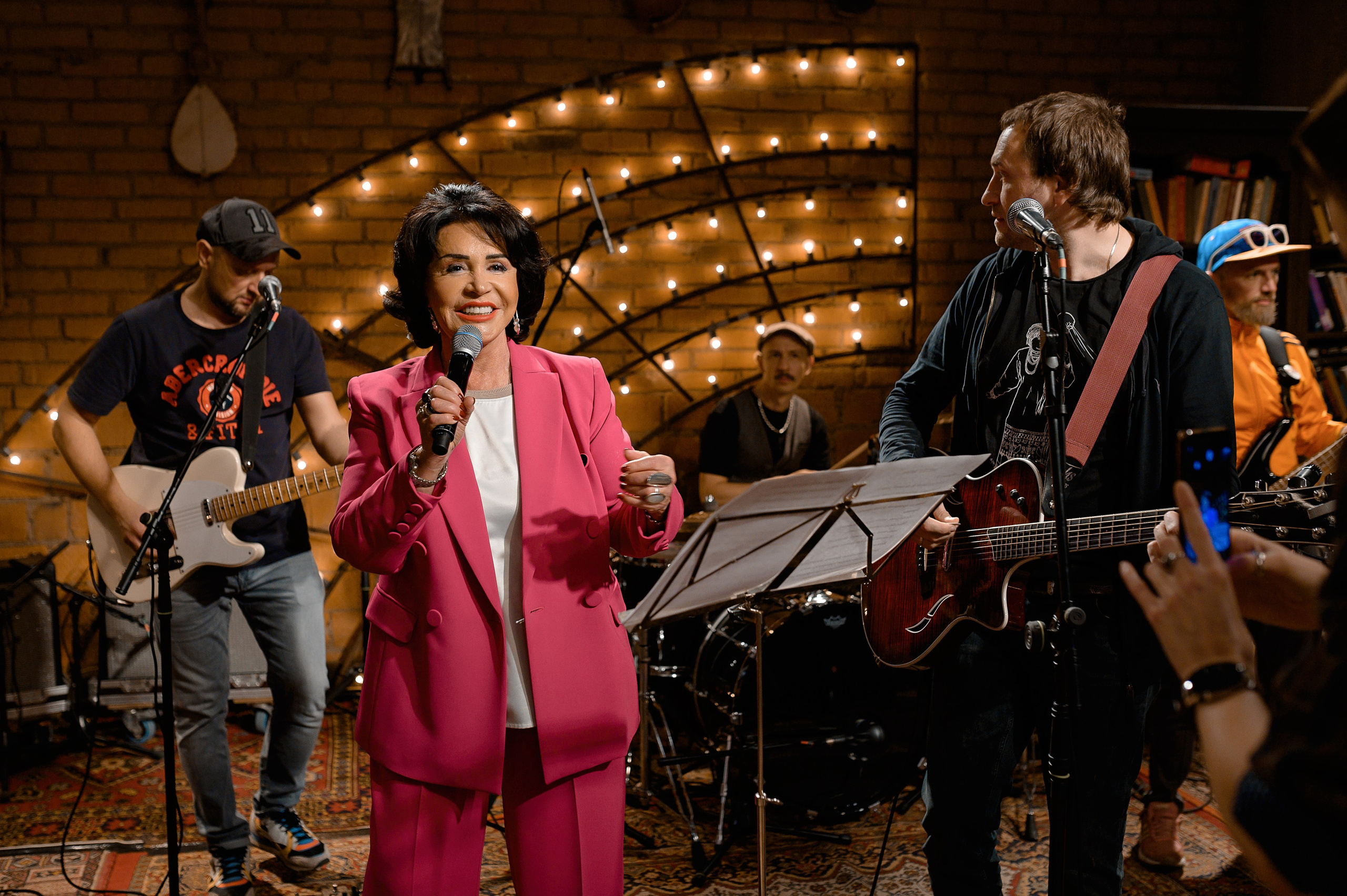 КВАРТИРНИК У МАРГУЛИСА. РЕПОРТАЖНЫЙ И БИЗНЕС ФОТОГРАФ В МОСКВЕ, ЕГОР НИКОЛАЕВ