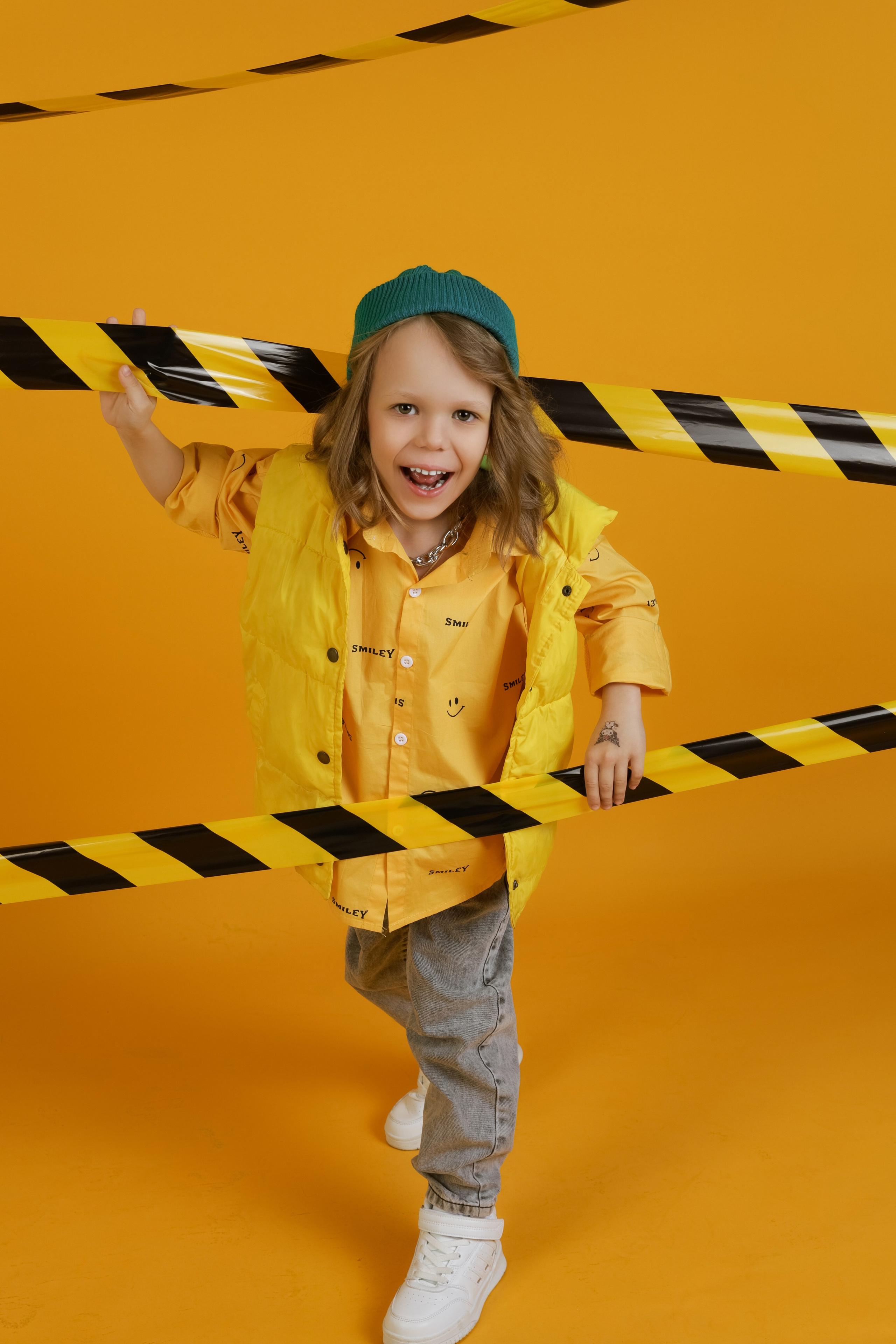 Проект на желтом фоне. АНАСТАСИЯ КУЗНЕЦОВА | ФОТОГРАФ ЧЕБОКСАРЫ