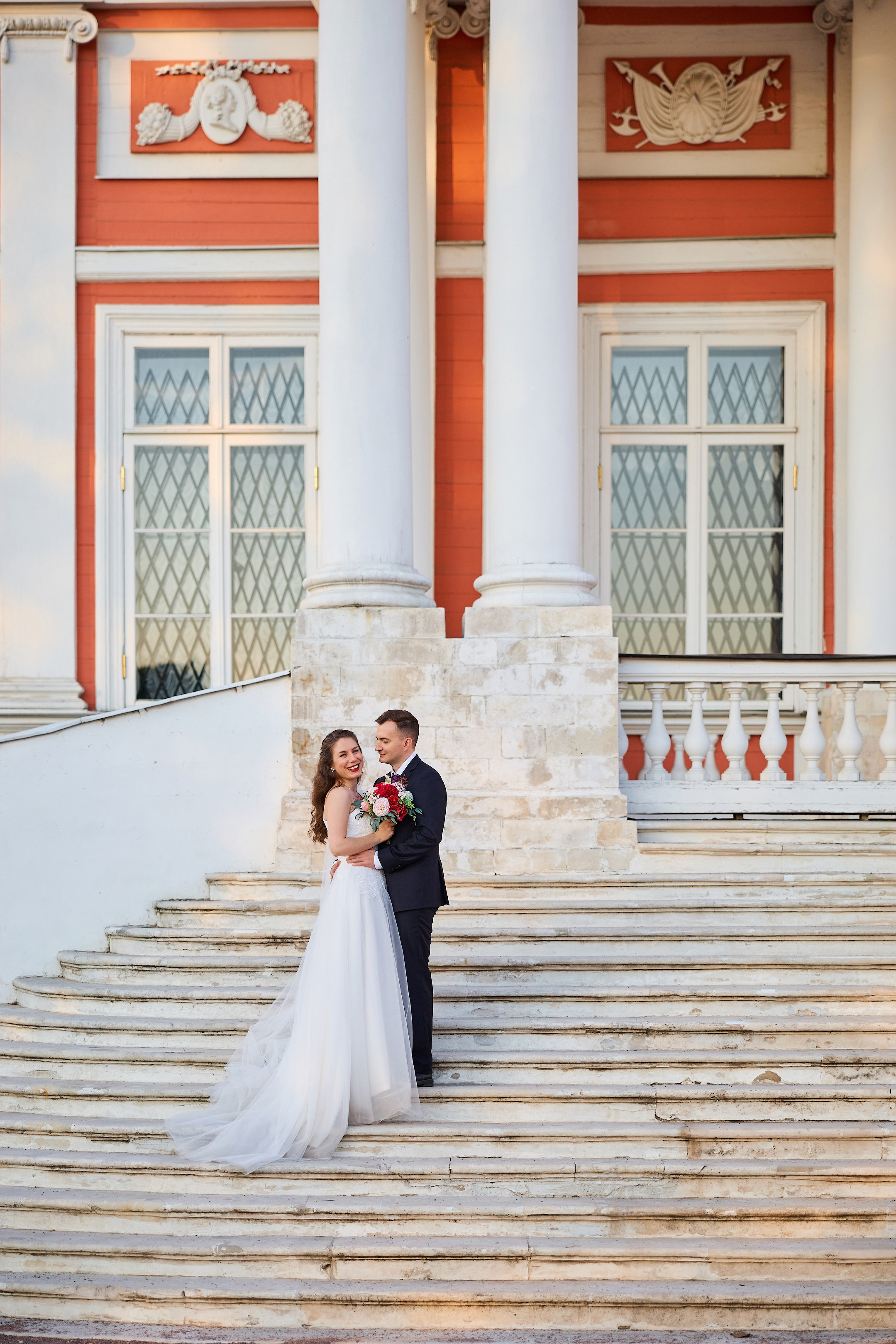 Свадебная фотосессия в Кусково. Свадебный фотограф Сергей Колбинский