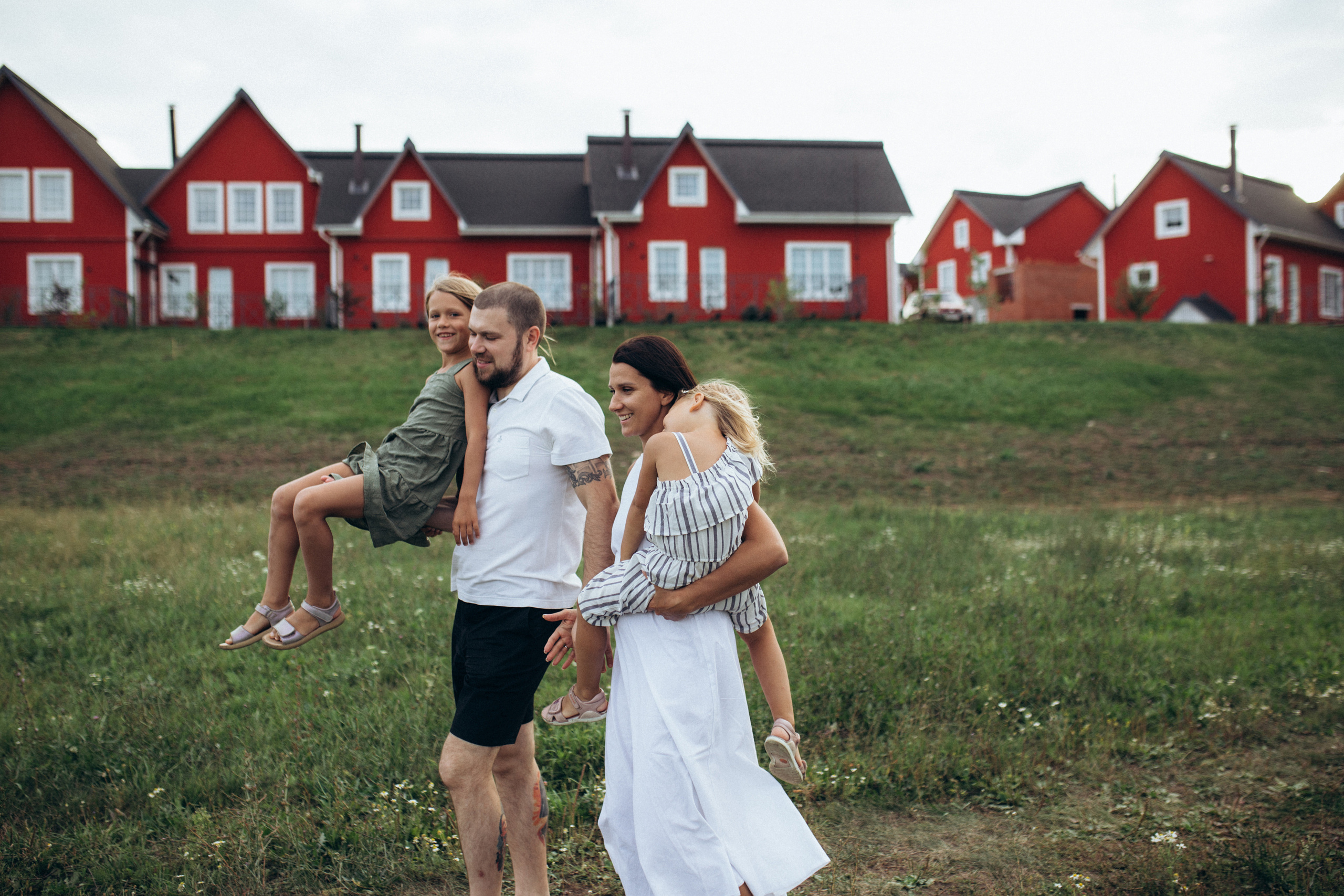 Прогулка на маяке с Дашей и ее семьей. Семейный и детский фотограф в Рязани Екатерина Воронцова