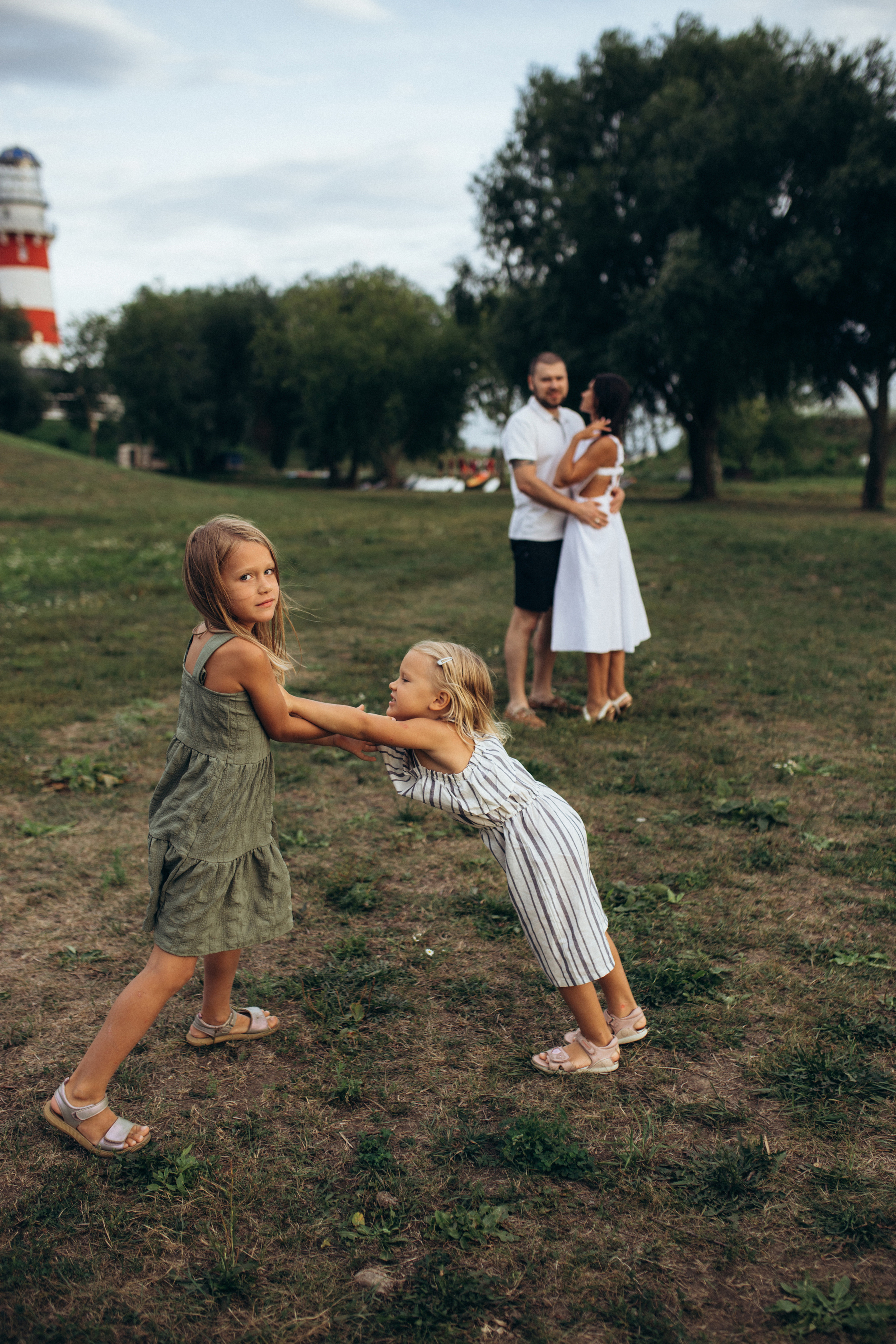 Прогулка на маяке с Дашей и ее семьей. Семейный и детский фотограф в Рязани Екатерина Воронцова