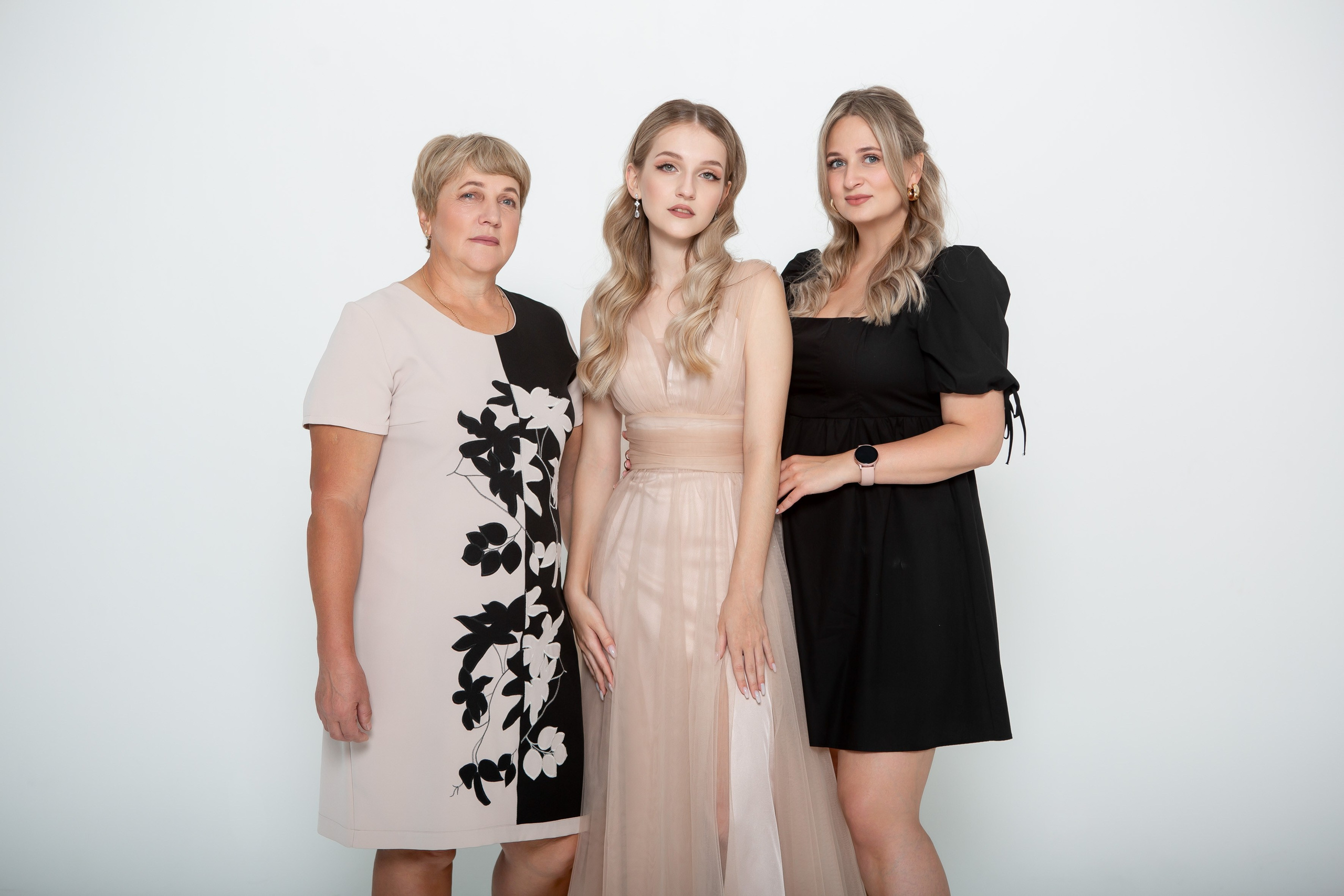 Выпускной девушки. Фотографии её и членов семьи. Свадебный и портретный Фотограф в Липецке Дмитрий Котюков