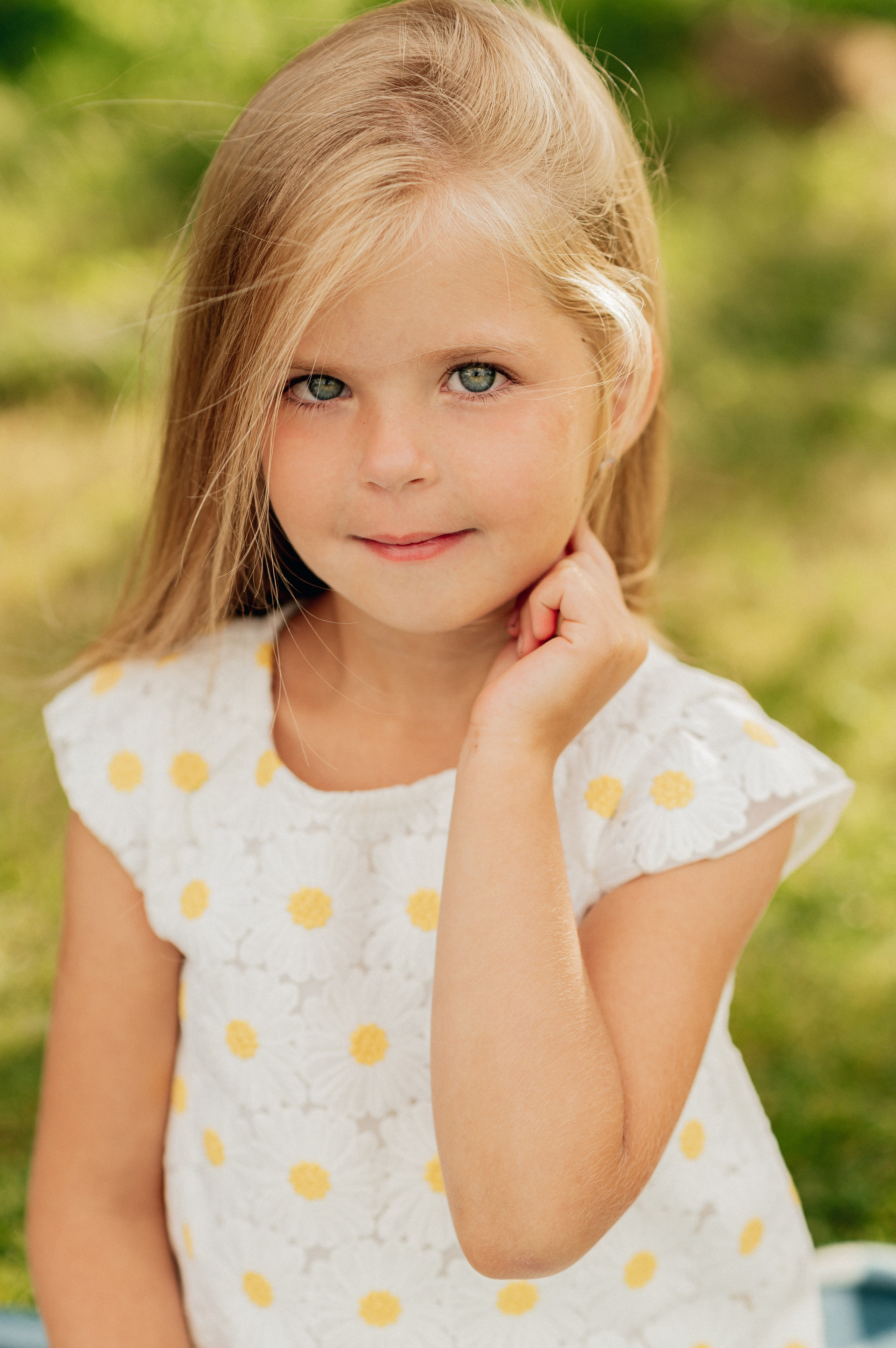 ЛЕТО. ПАРК. АРБУЗ. Профессиональный репортажный, коммерческий фотограф в Санкт-Петербурге