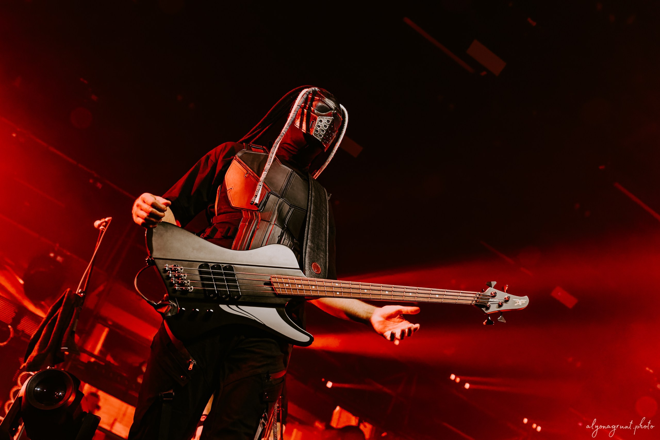 Пневмослон, фоторепортаж СПб, A2,17.10.2025. Алена Адрианова: фотограф в Санкт-Петербурге