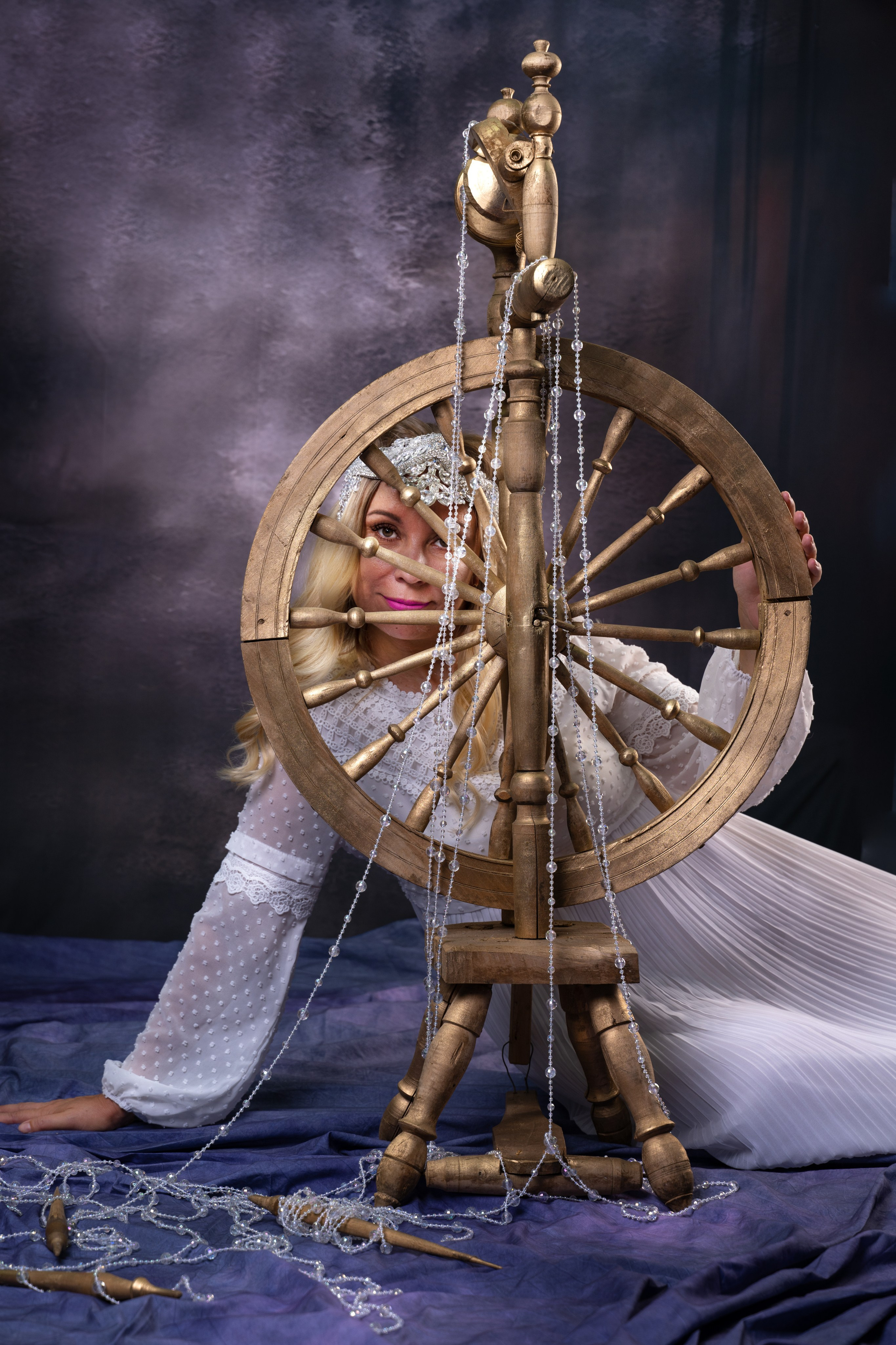 Вплетая лунный свет. Главная