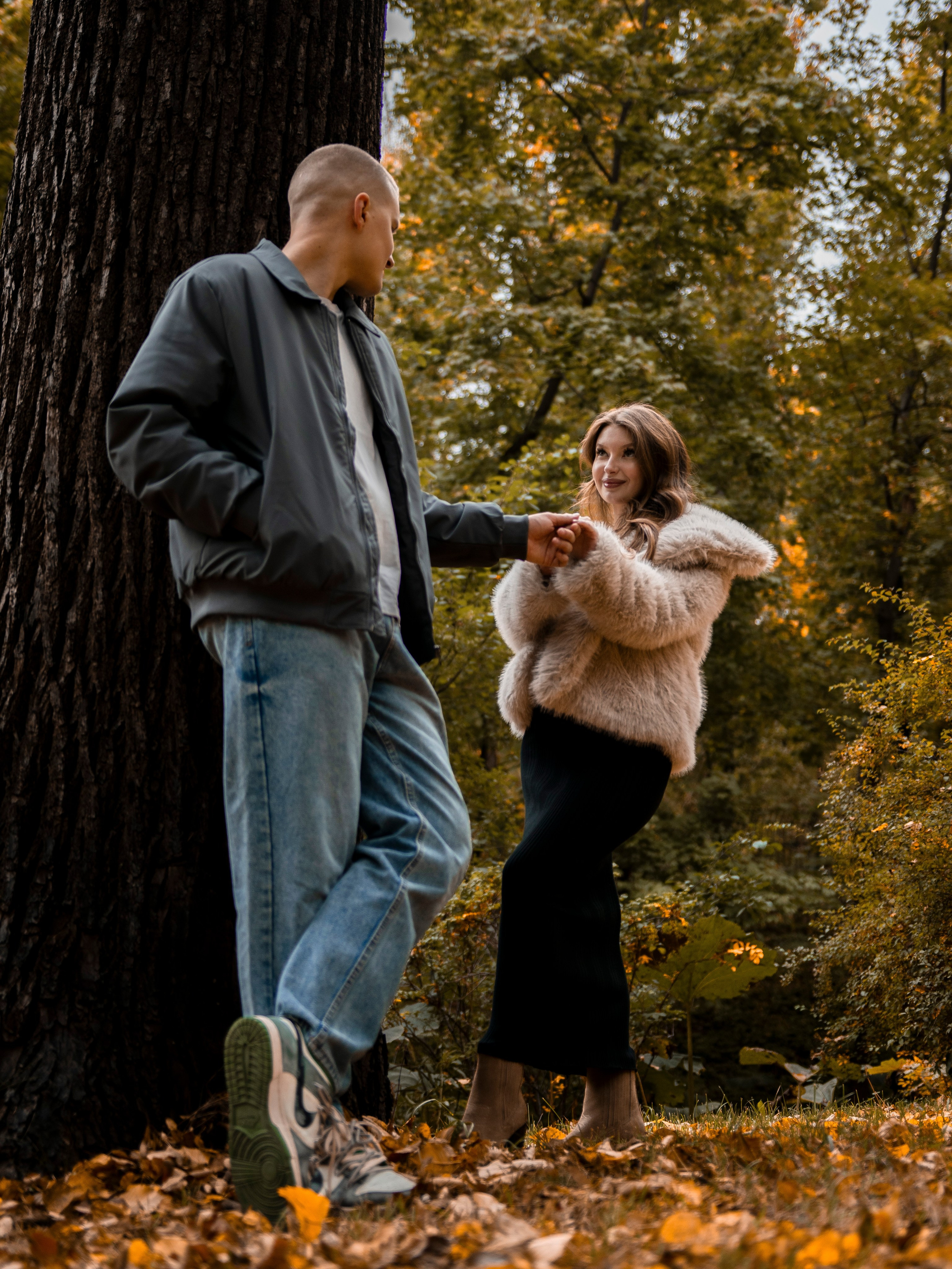 In the Autumn Garden. Портретный фотограф Москва Белогорцев Сергей