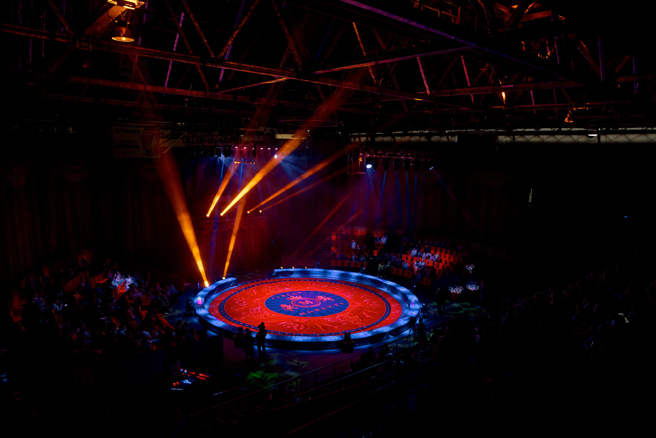 Цирк Moretti в Иркутске. Свадебный фотограф Иркутск, репортажный фотограф Иркутск