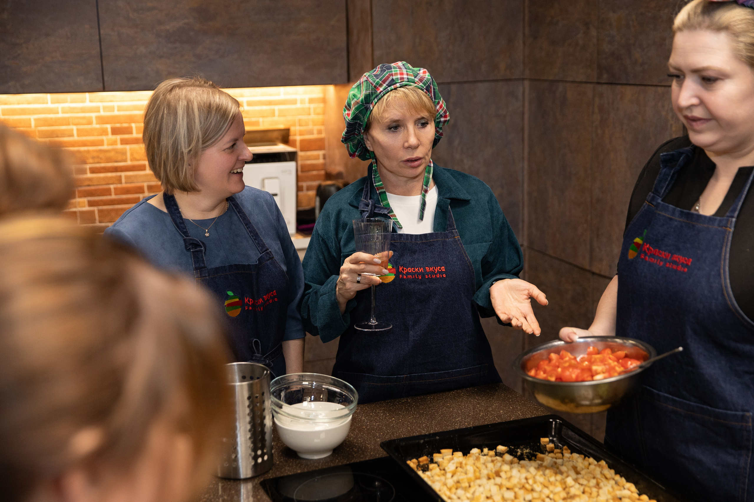 Встреча во «Краски Вкуса». Свадебный фотограф Иркутск, репортажный фотограф Иркутск