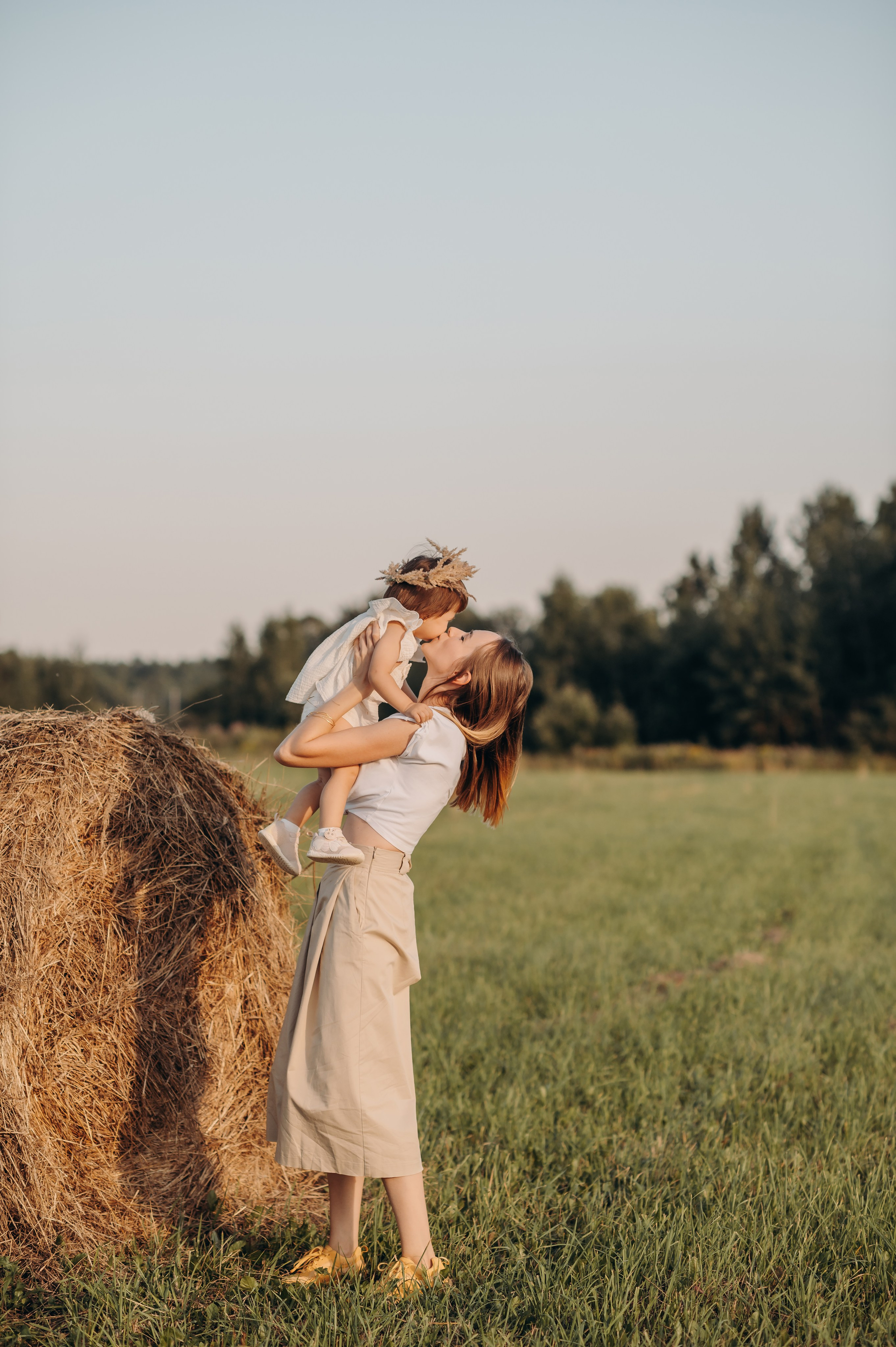 Тут много любви. Главная