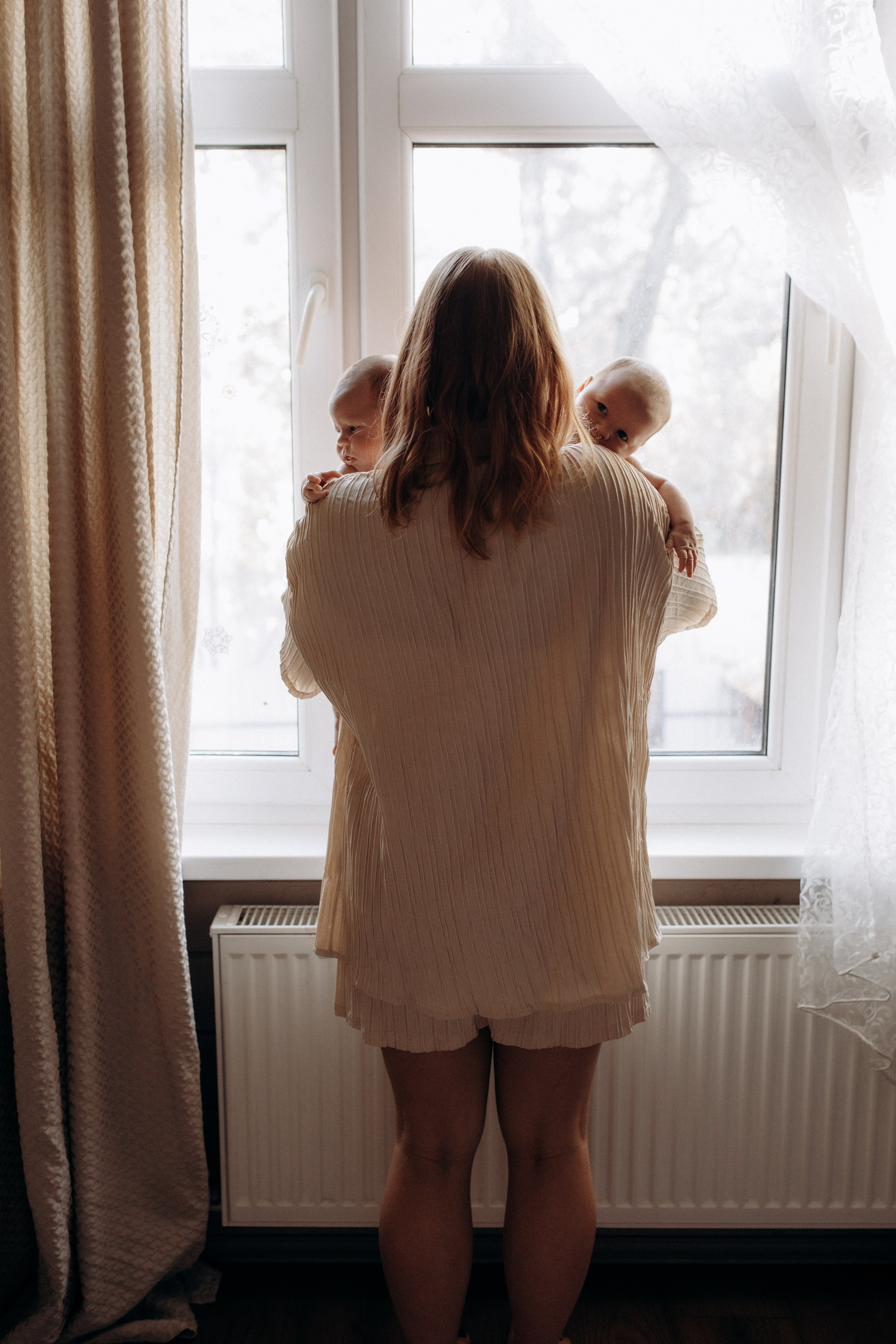 Крошки Соня и Василиса. Семейный фотограф в Москве и Люберцах Юлия Гуськова