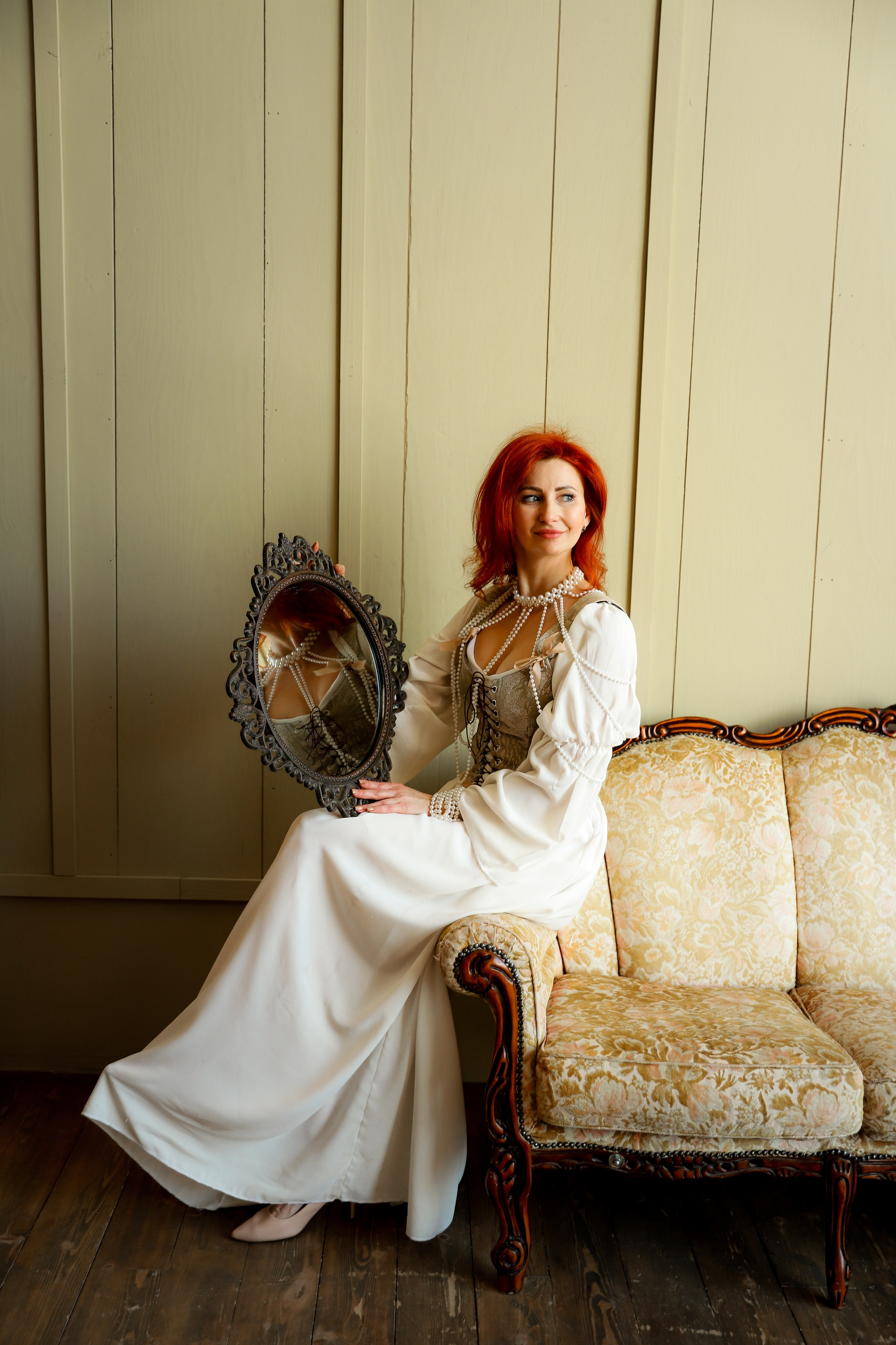 Студия Питер, зал Мастерская. Фотограф в Сургуте Брызгунова Анастасия