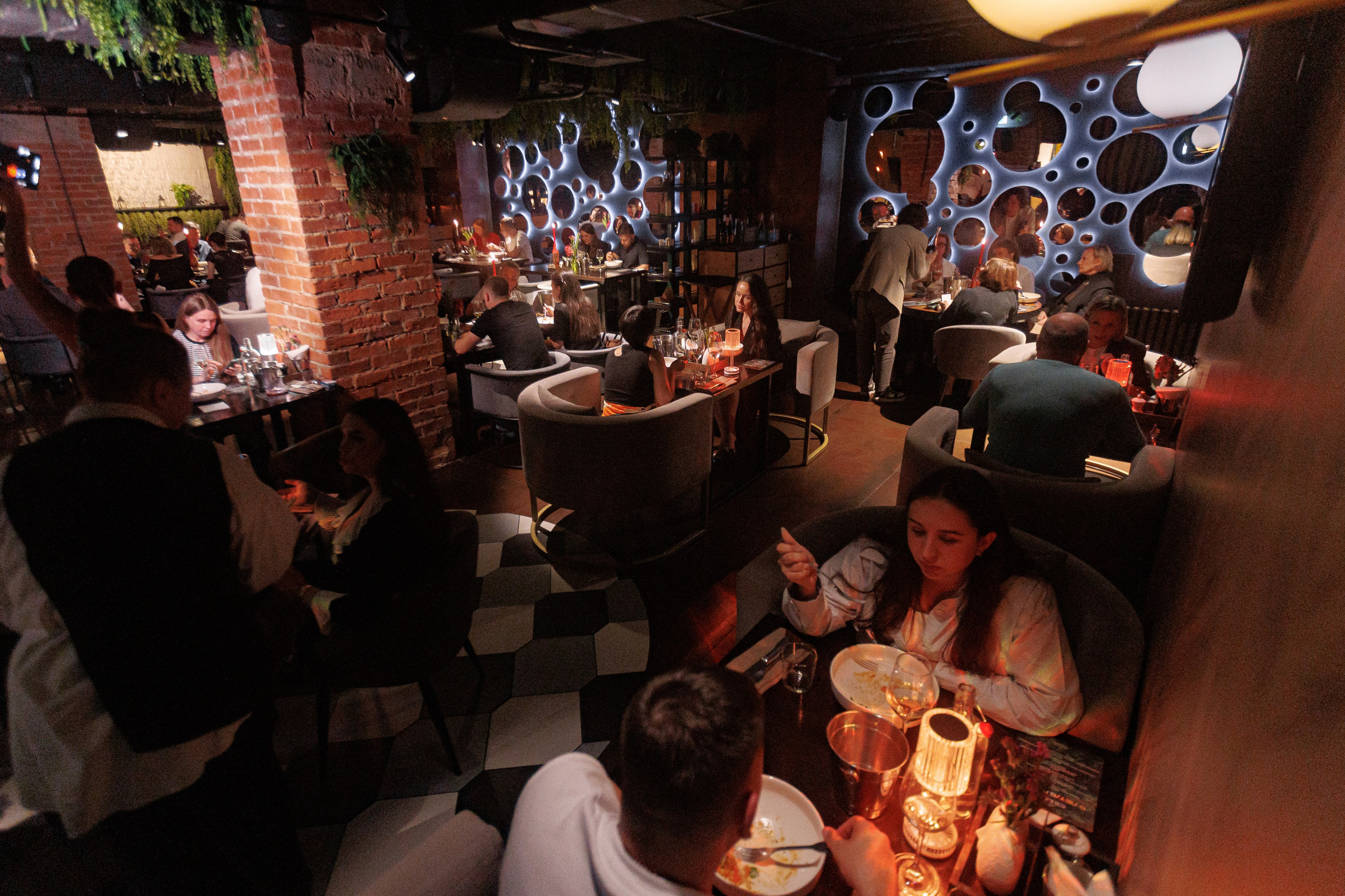 Фотографии с Гастроужина Честер Челябинск 5 ЛЕТ.5 ШЕФОВ