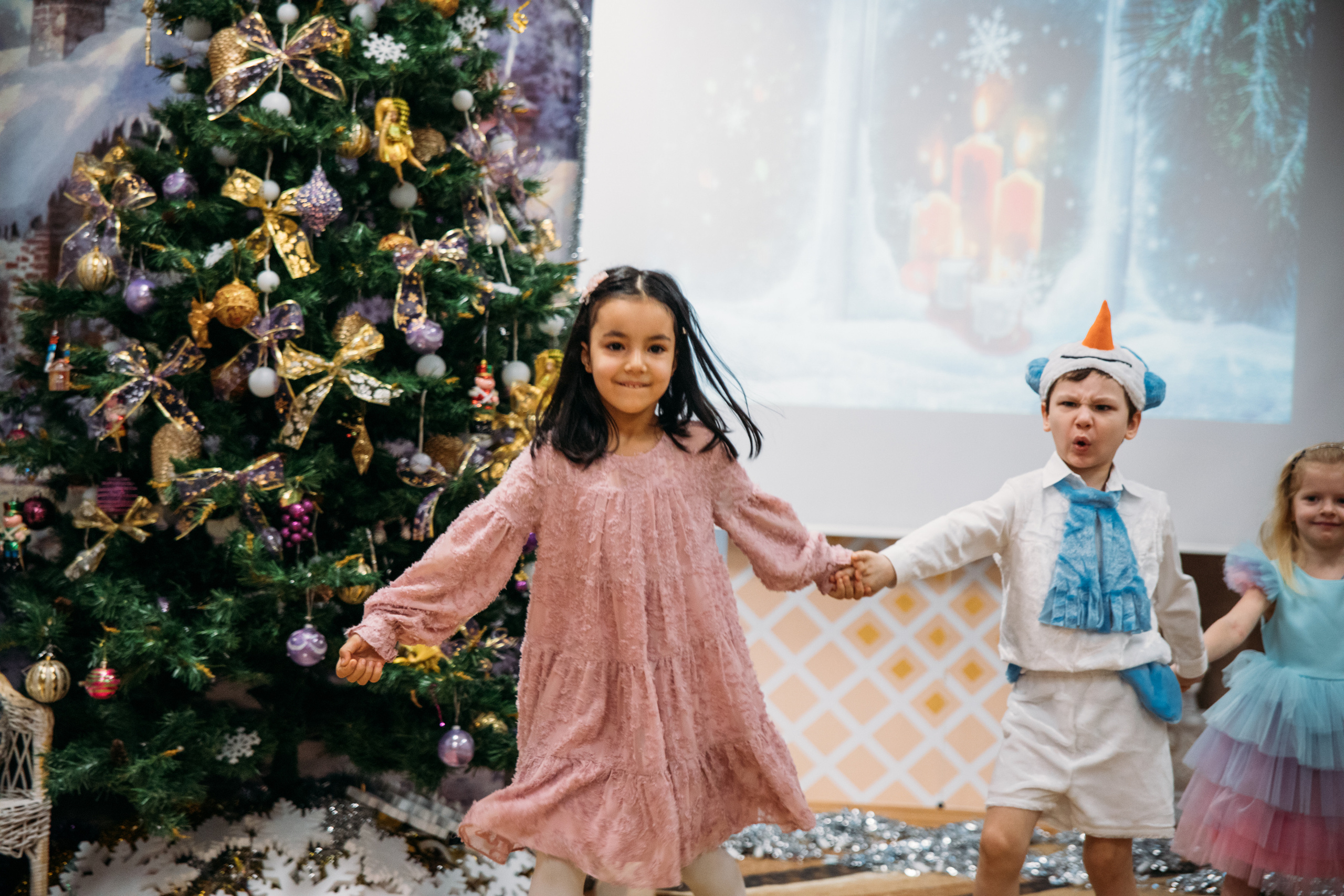 ЗАТЕЙНИКИ | УТРЕННИК В ДЕТСКОМ САДУ ПЕРЕДЕЛКИНО. Фотограф Наташа Румянцева