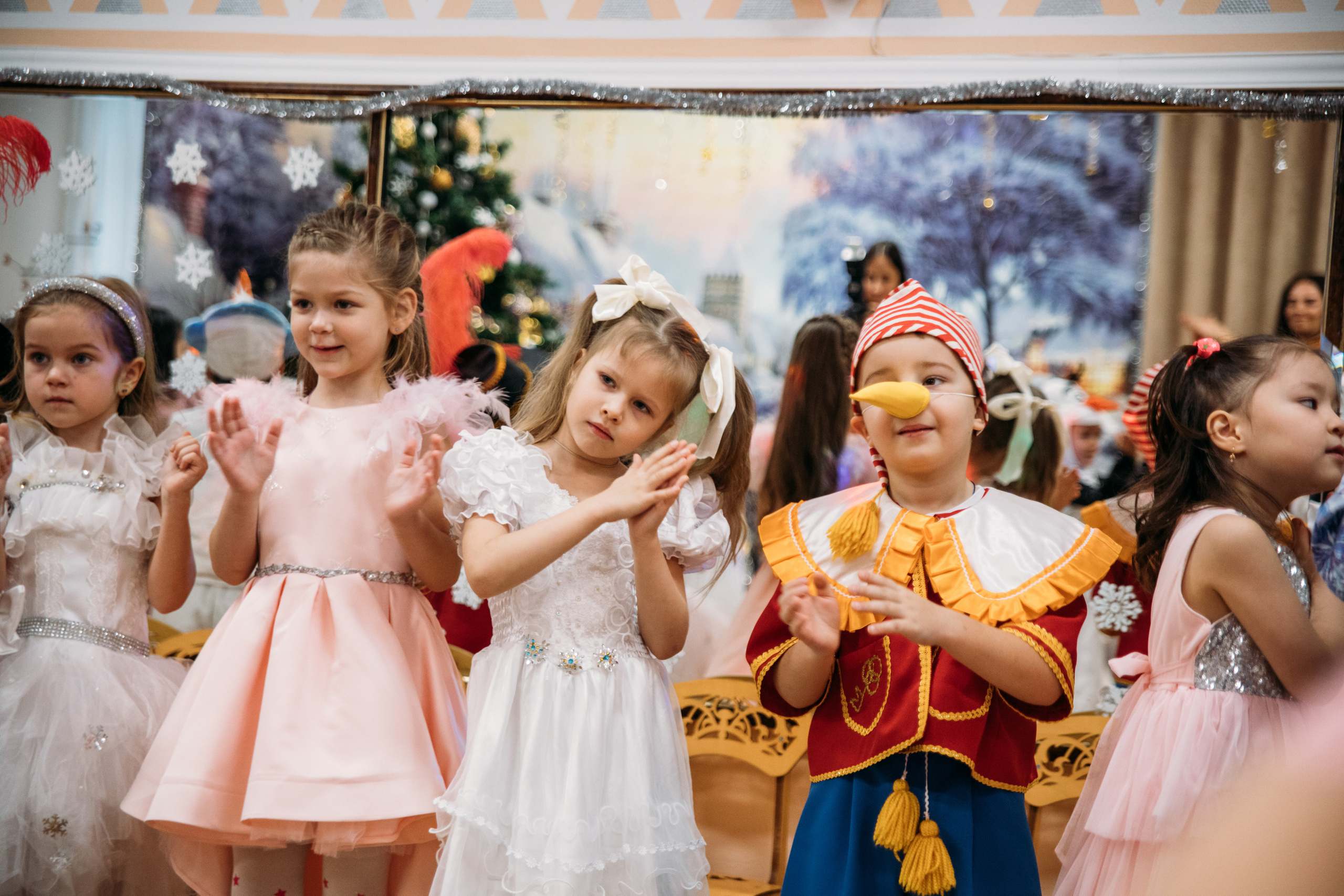 ЗАТЕЙНИКИ | УТРЕННИК В ДЕТСКОМ САДУ ПЕРЕДЕЛКИНО. Фотограф Наташа Румянцева