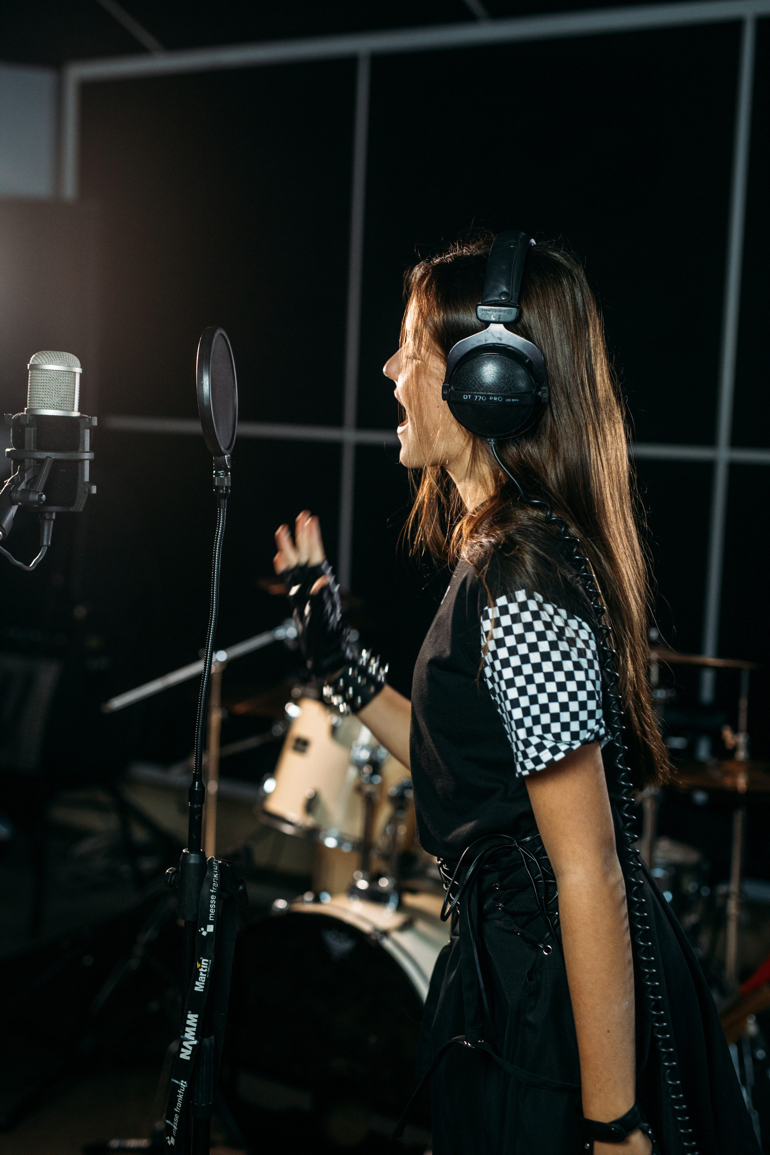 ДАРЬЯ | СЪЁМКА НА ОБЛОЖКУ СИНГЛА. Фотограф Наташа Румянцева