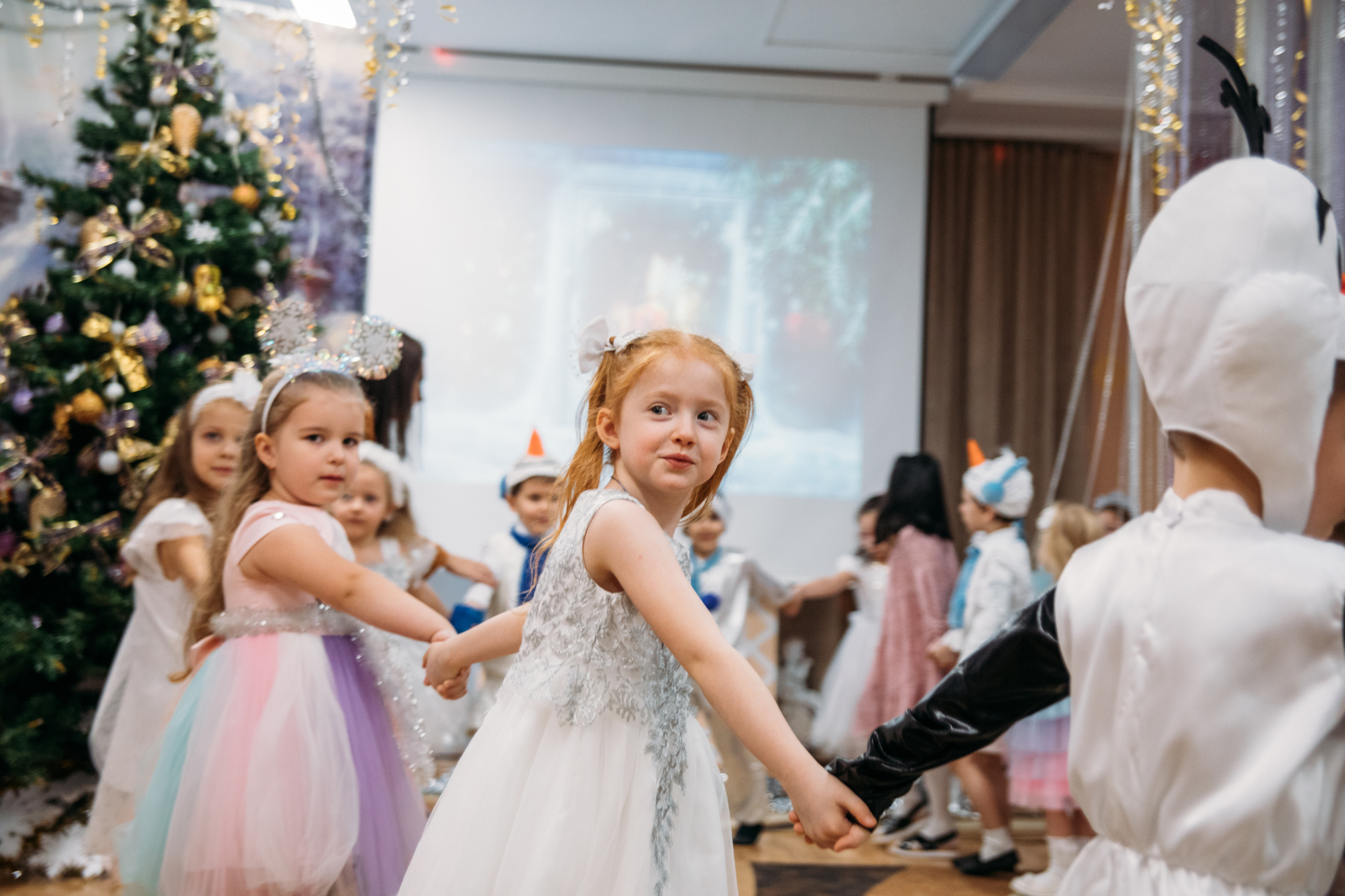 ЗАТЕЙНИКИ | УТРЕННИК В ДЕТСКОМ САДУ ПЕРЕДЕЛКИНО. Фотограф Наташа Румянцева