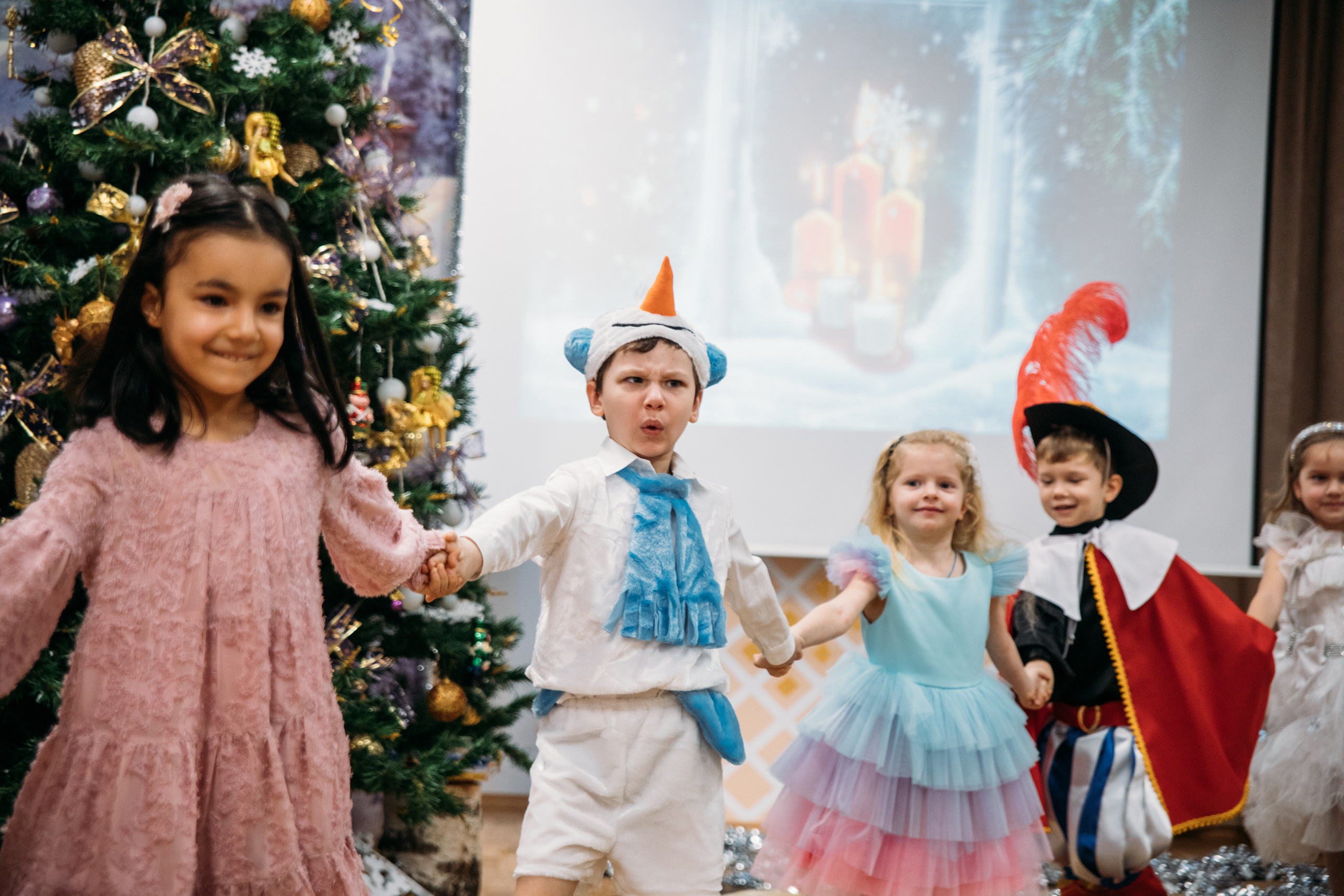 ЗАТЕЙНИКИ | УТРЕННИК В ДЕТСКОМ САДУ ПЕРЕДЕЛКИНО. Фотограф Наташа Румянцева