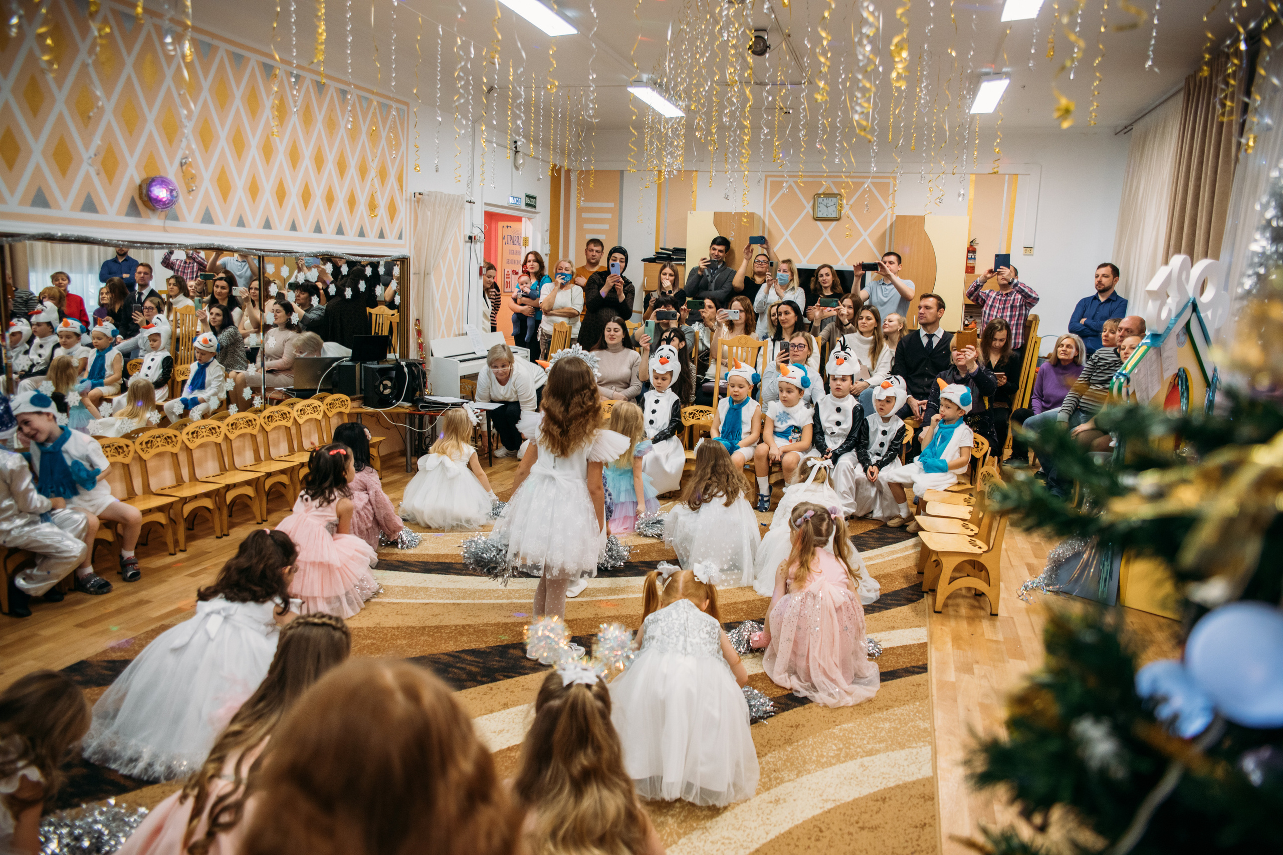 ЗАТЕЙНИКИ | УТРЕННИК В ДЕТСКОМ САДУ ПЕРЕДЕЛКИНО. Фотограф Наташа Румянцева