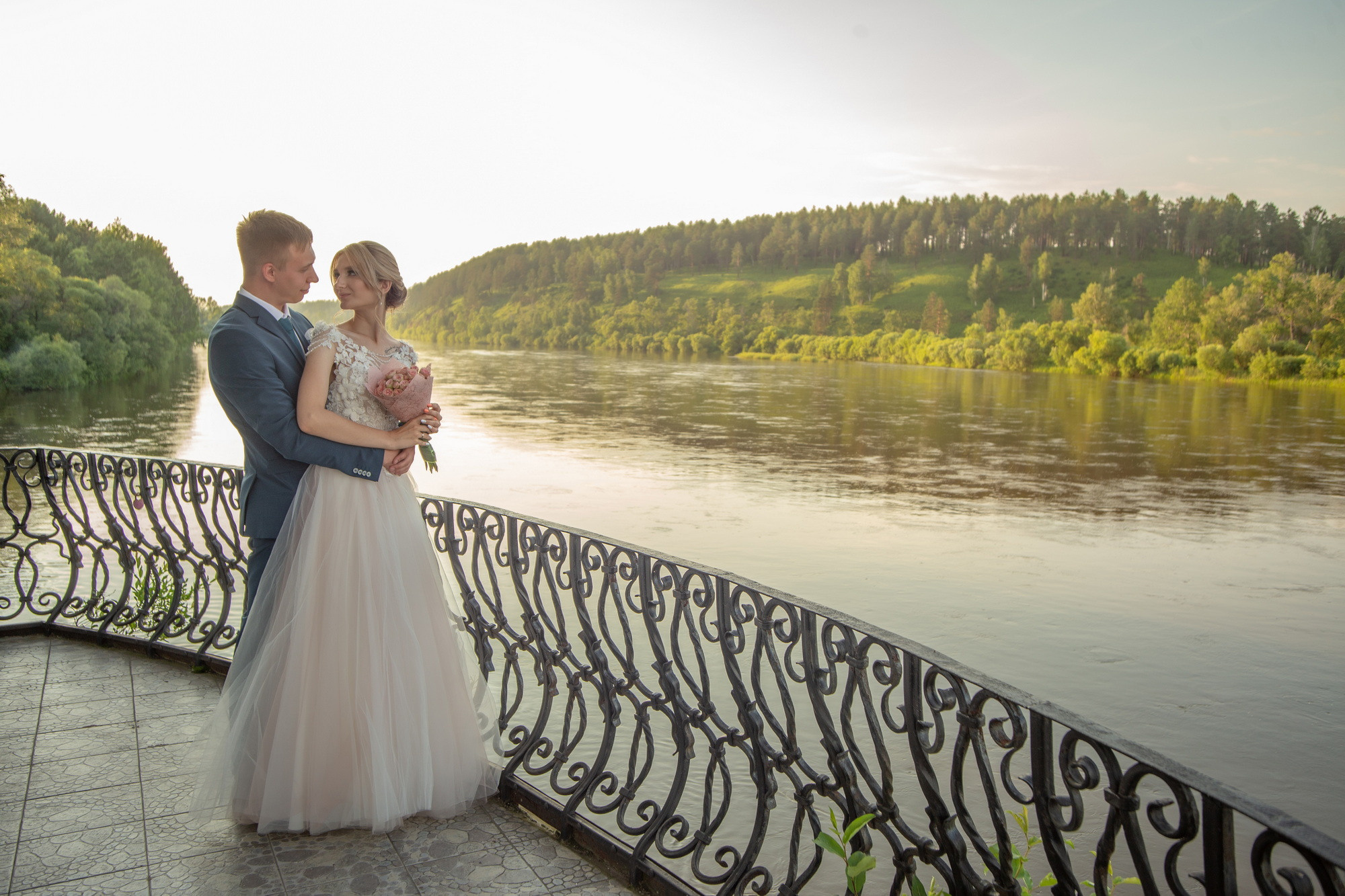 Свадебная фотосессия. Фотограф видеограф Иркутск фото видео студия Алексея Марамзина