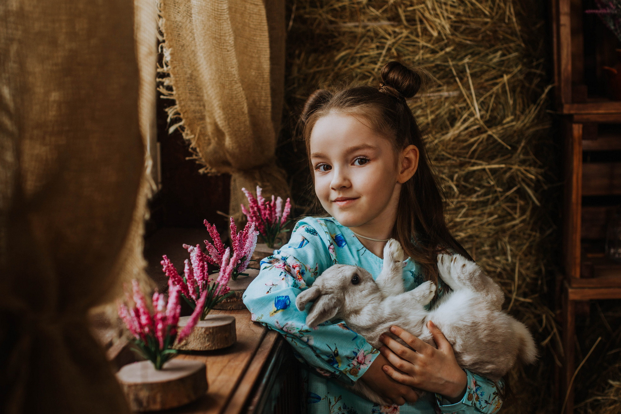 Фотосессии с кроликом Иркутск. Фотограф видеограф Иркутск фото видео студия Алексея Марамзина