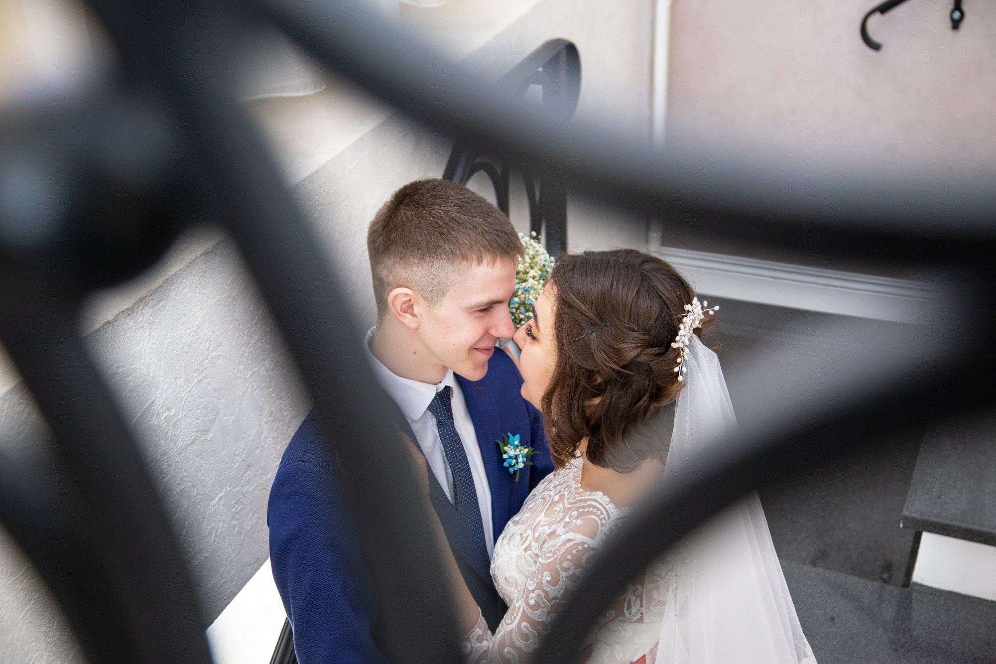 Свадебная фотосессия в Иркутске зимой. Фотограф видеограф Иркутск фото видео студия Алексея Марамзина