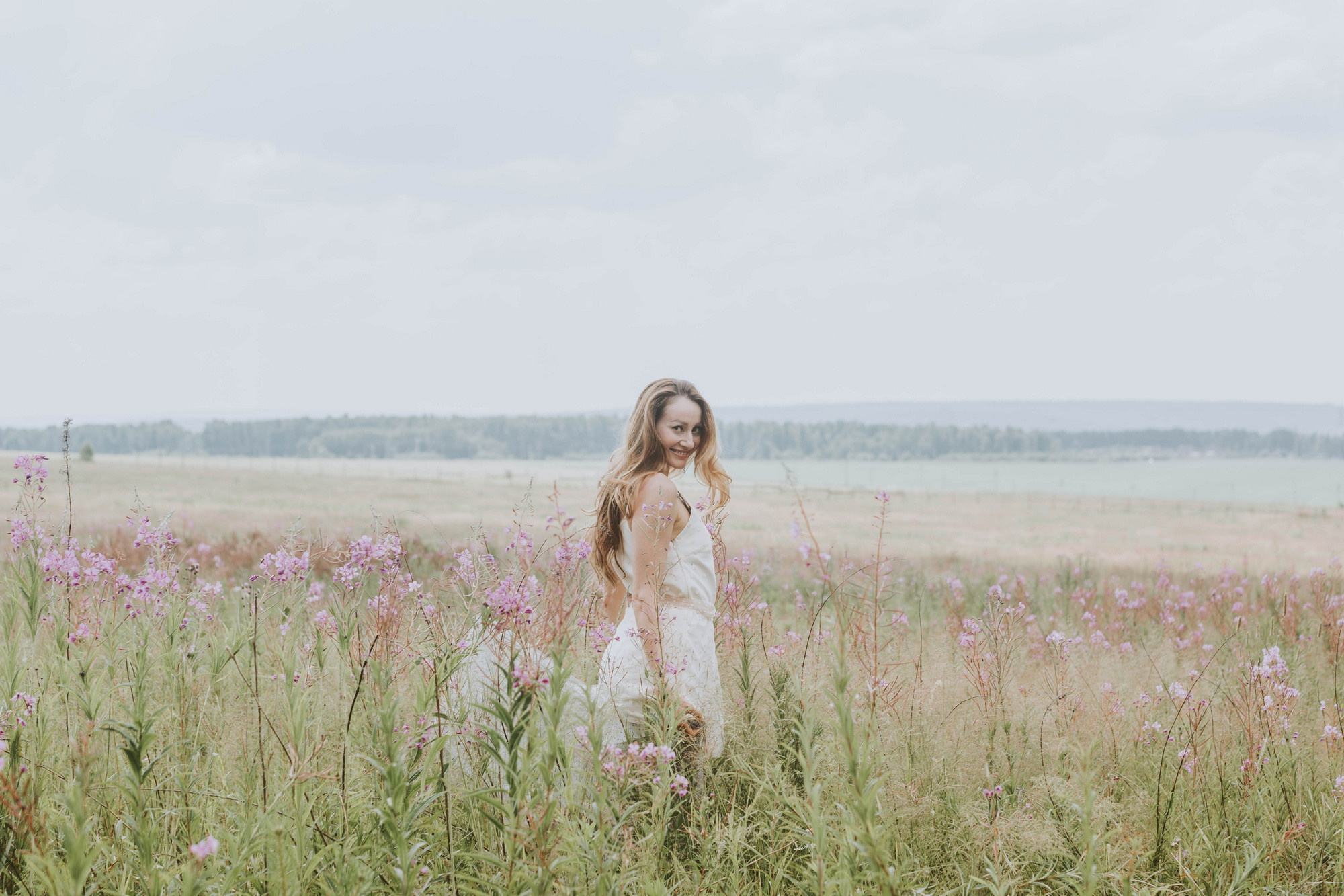 Фотосессии на природе в Иркутске. Фотограф видеограф Иркутск фото видео студия Алексея Марамзина