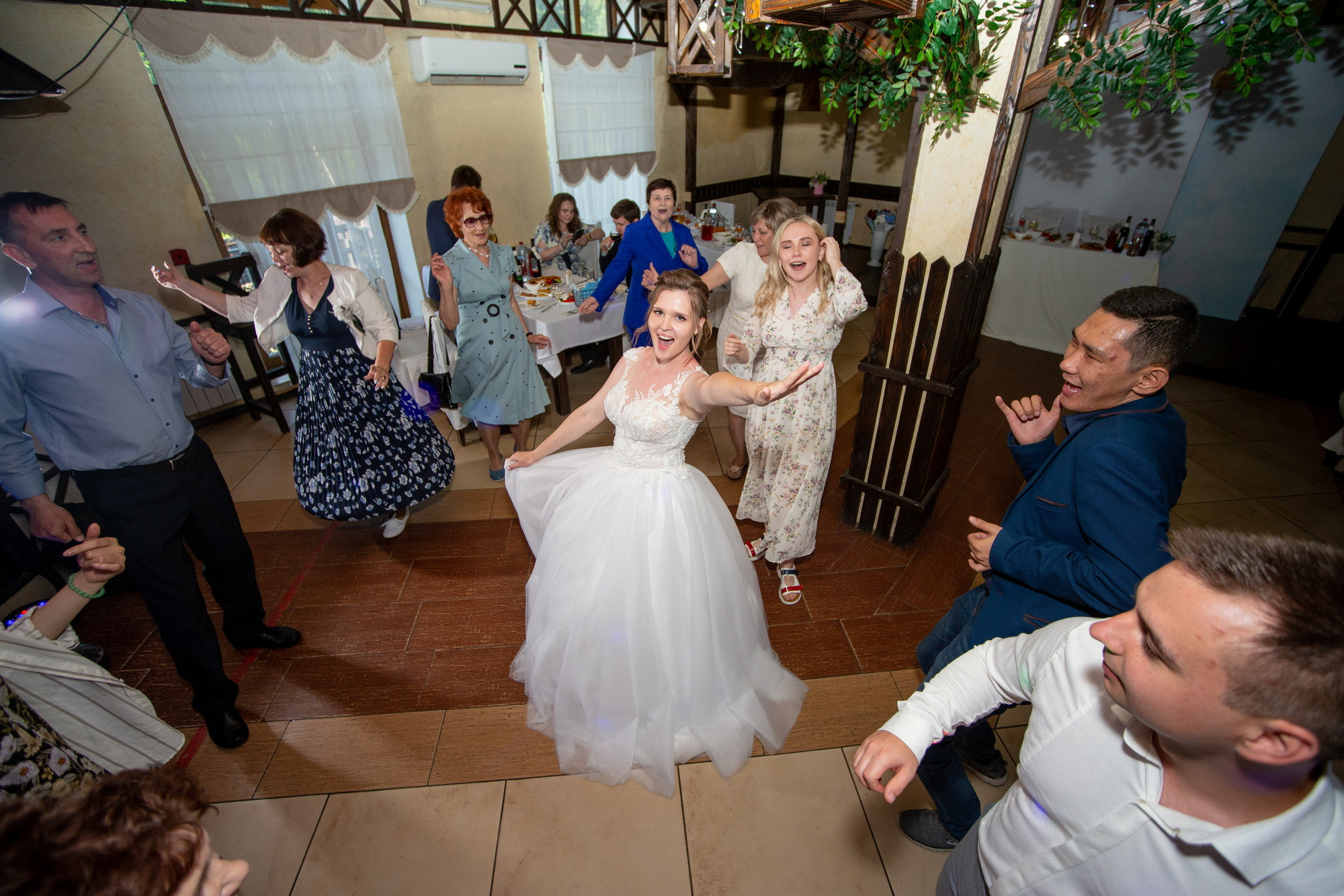 Свадебная фотосъёмка. Фотограф видеограф Иркутск фото видео студия Алексея Марамзина