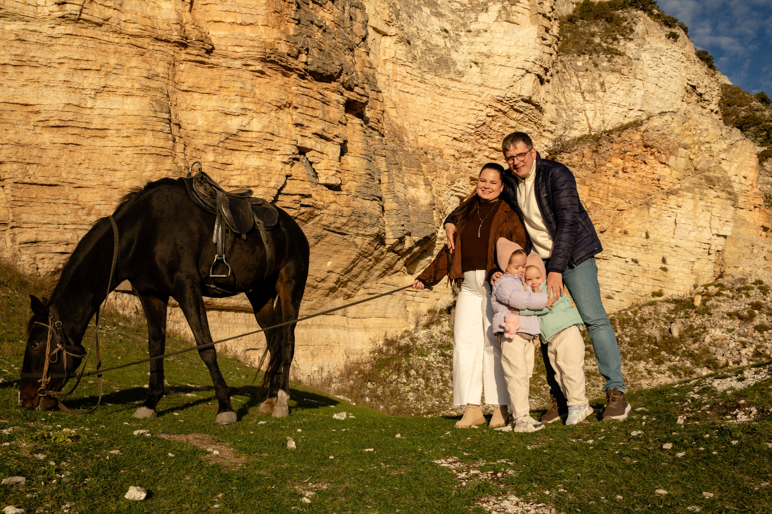Фотосессия в конном клубе на лошадях. Фотограф в Кисловодске Юлия Федоренко