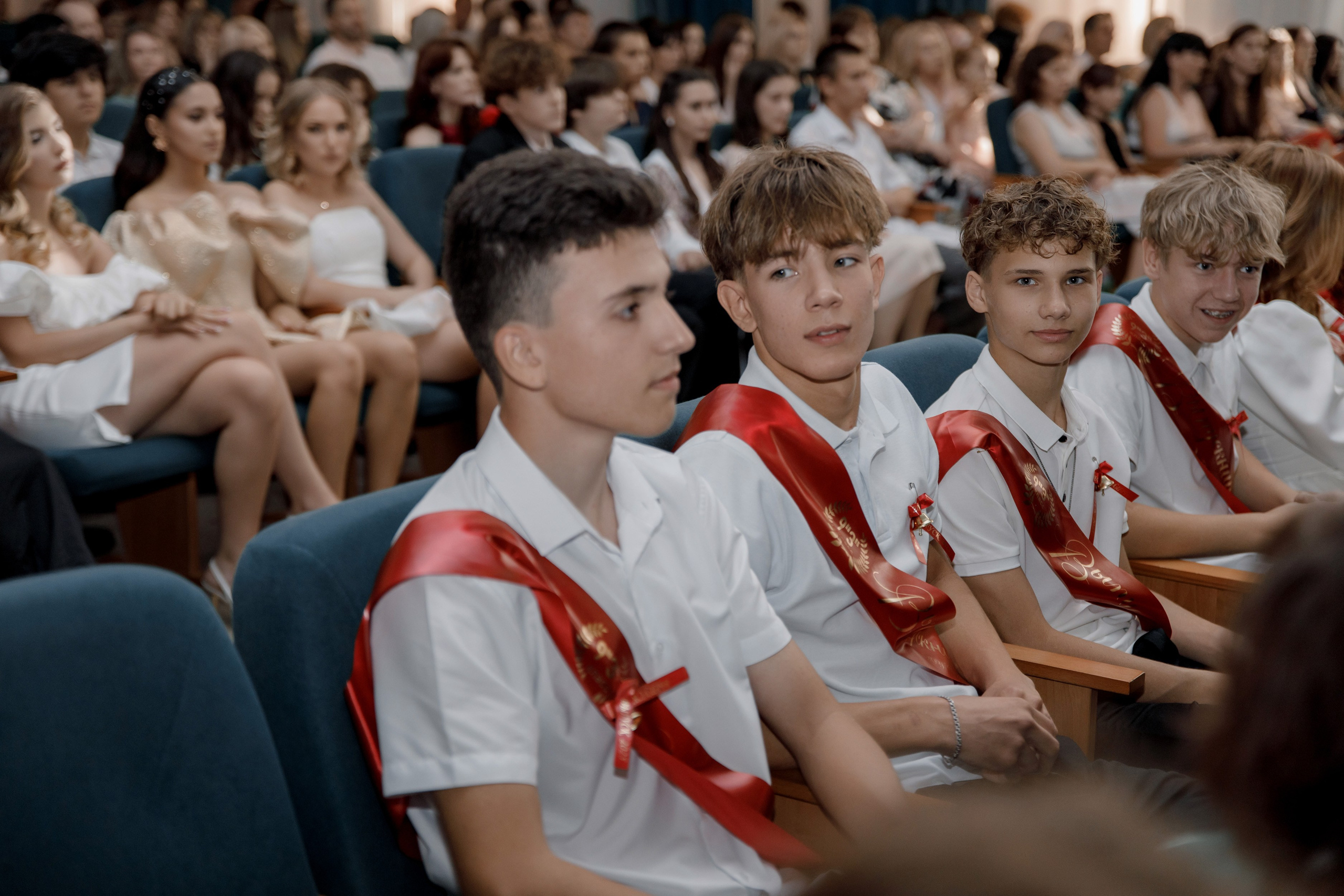 Выпускной школа 107 г Краснодар. Выпускные альбомы в Краснодарском крае