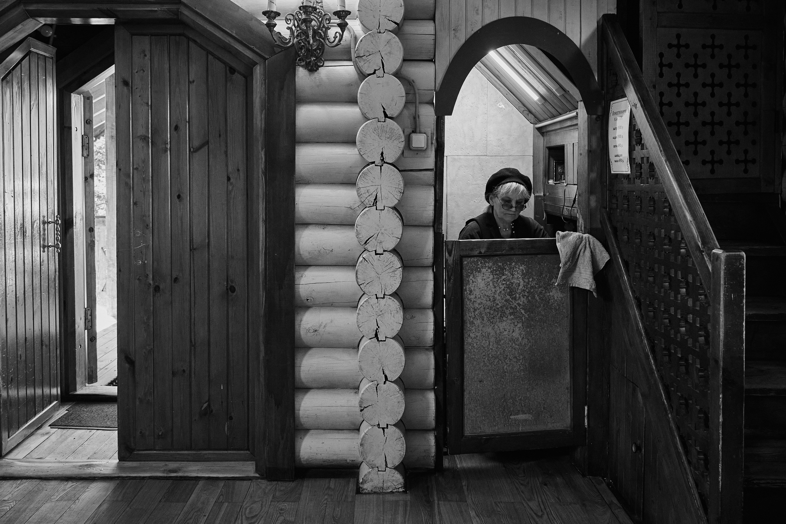 Храм во имя святого праведного Иоанна Кронштадтского. Репортажный и портретный фотограф в Санкт-Петербурге Филипп Линзин