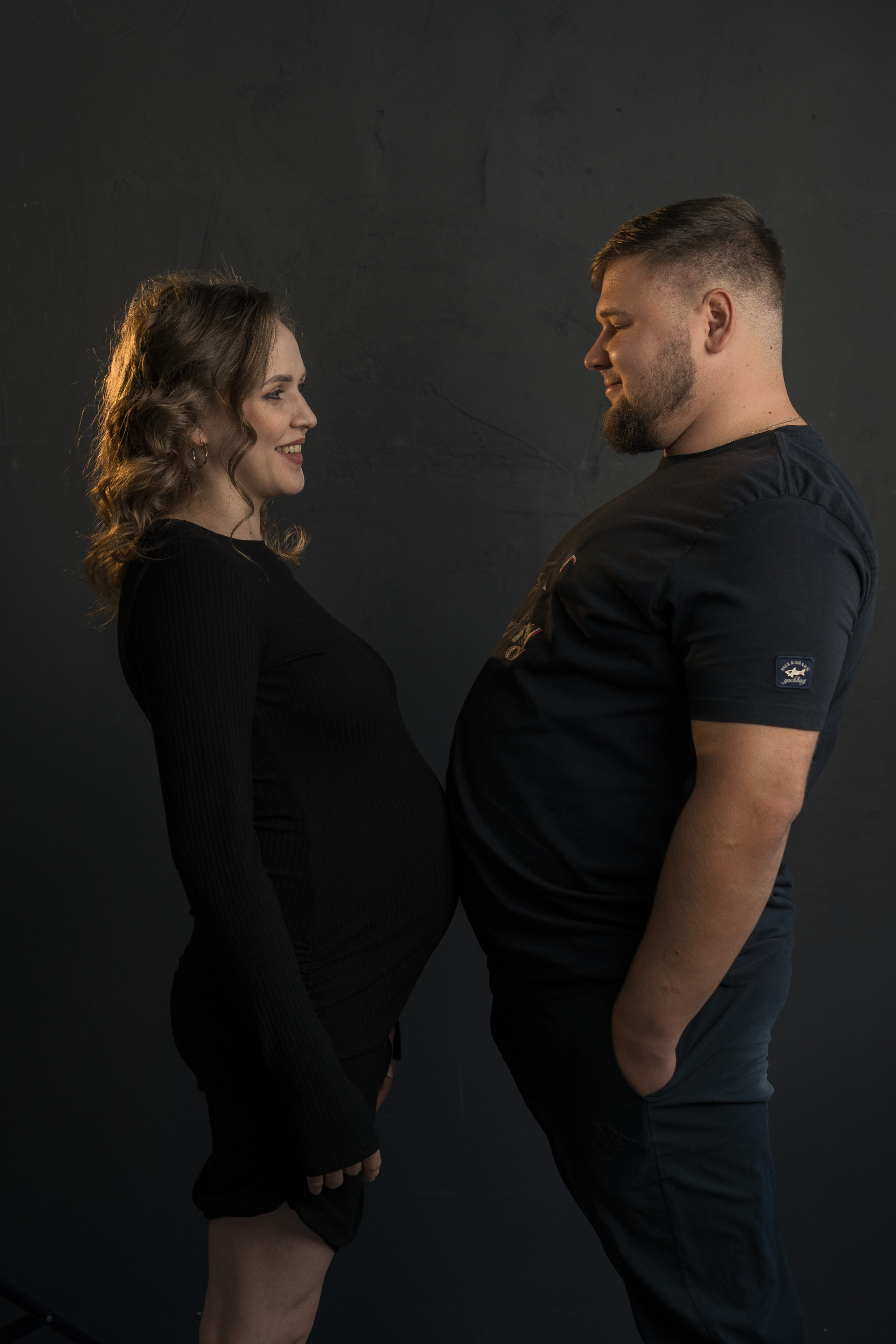 Семейная съемка в ожидании в студии WhiteGarden. Семейный фотограф Екатеринбург Татьяна Девятых