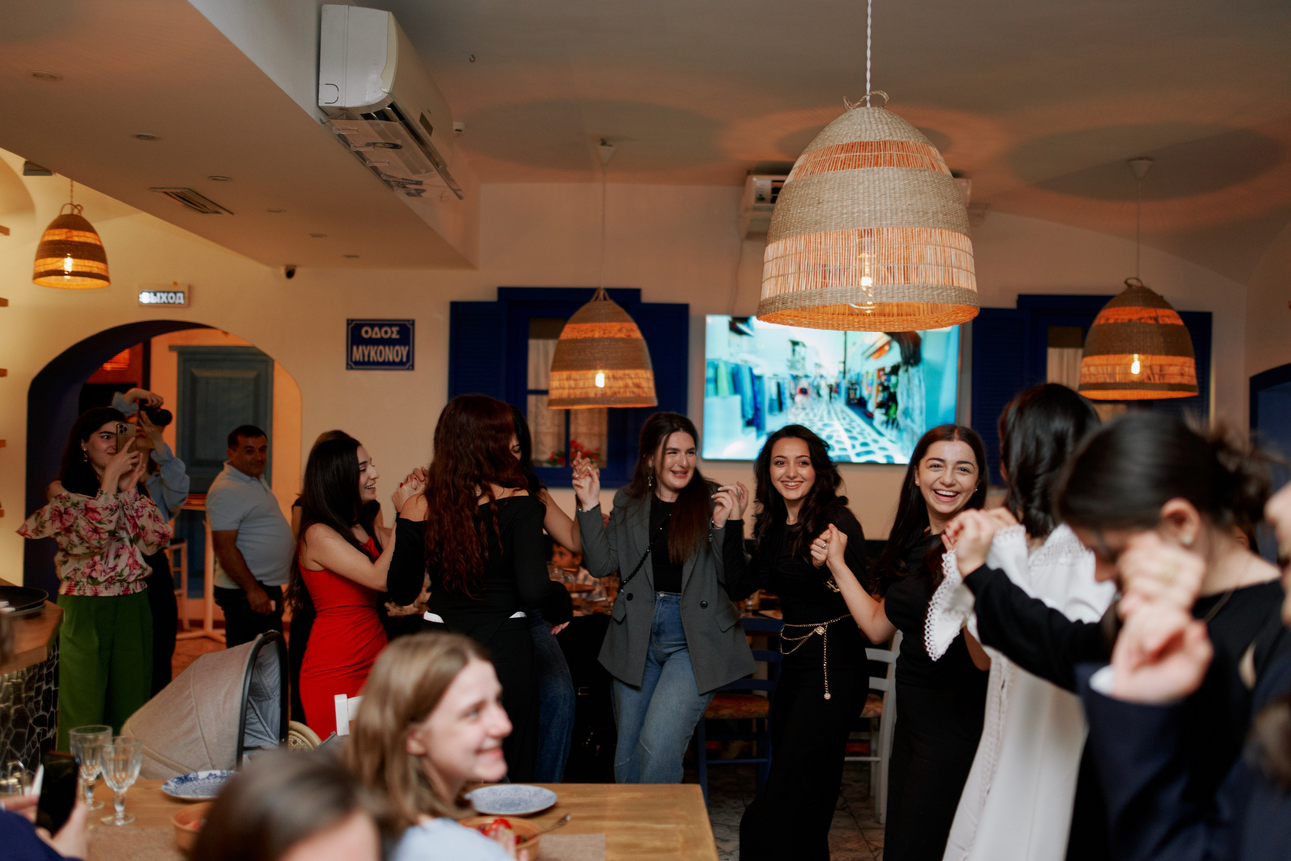 Malena's birthday. Главная