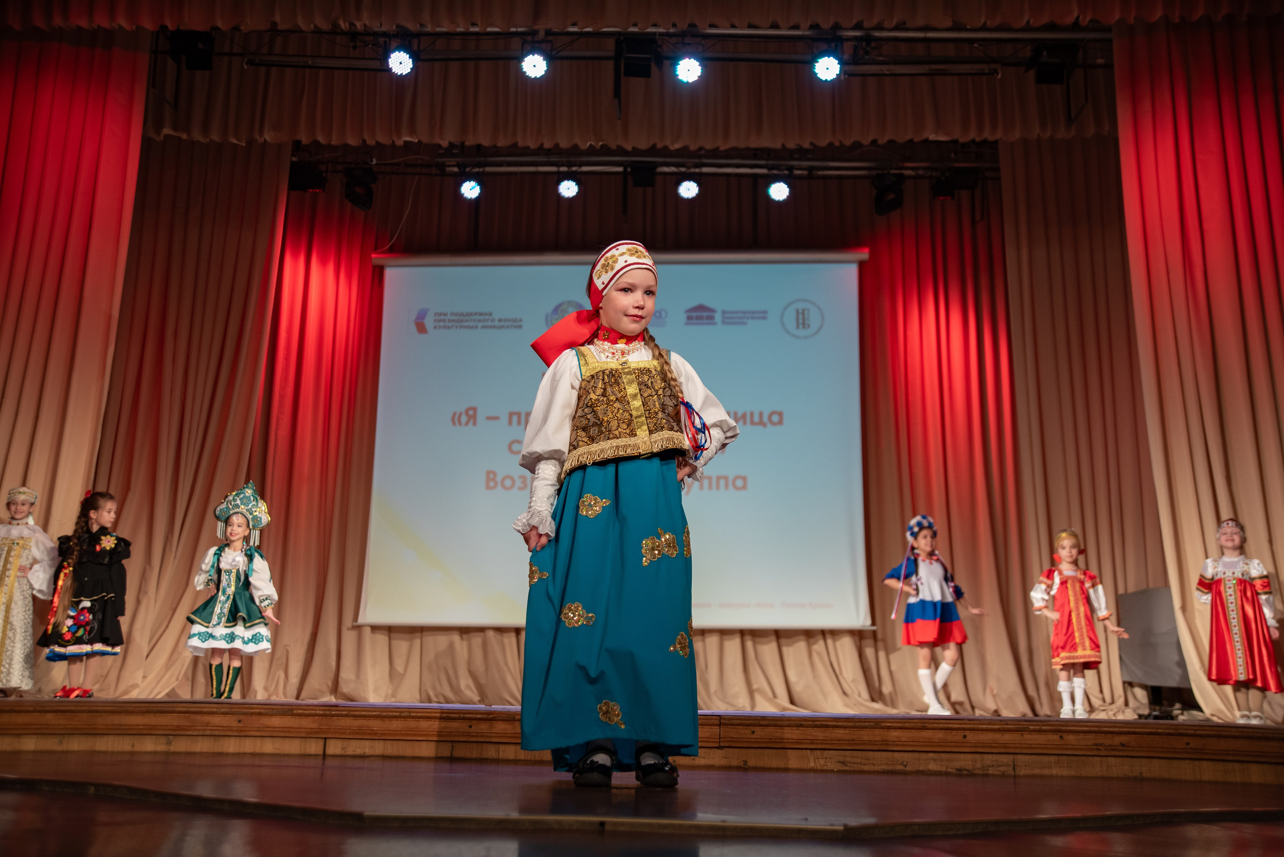 Репортажная съёмка концерта в Нижнем Новгороде. Фотограф Макс Огурцов в Нижнем Новгороде