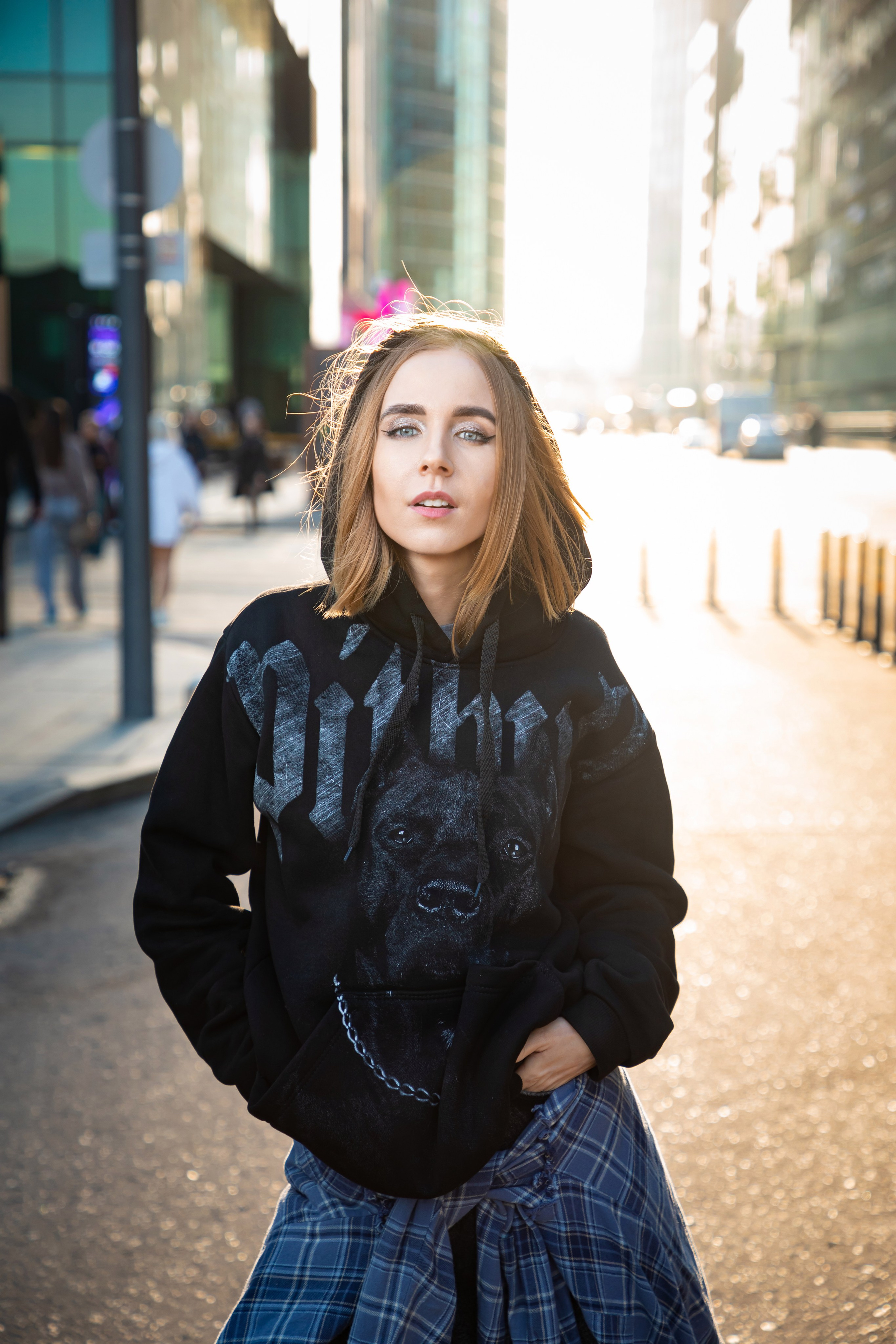 Фотосъемка для маркетплейсов с моделью в Москве и Московской области. Фотостудия в Москве LUXARTPHOTO