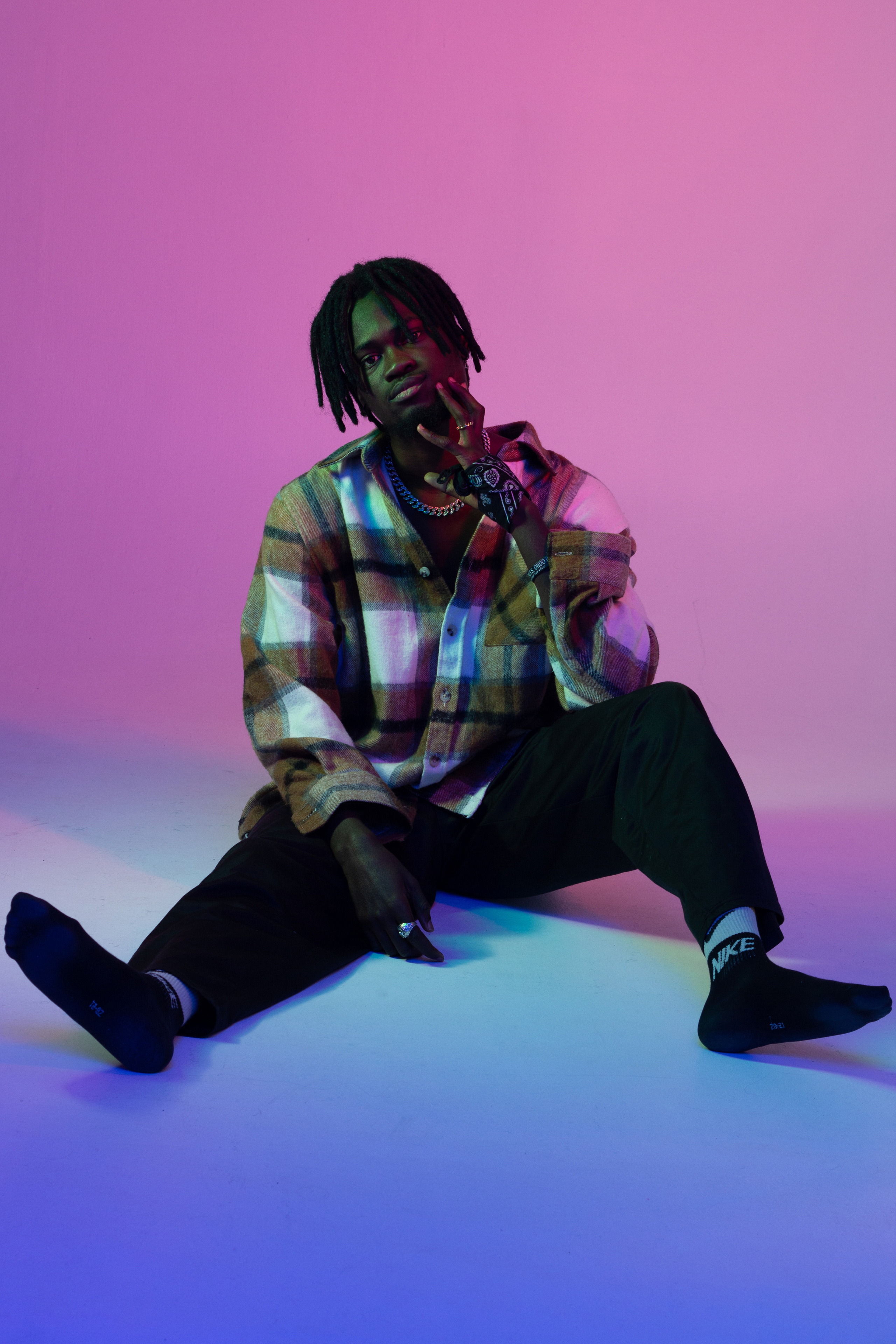 Мужской портрет с цветными фильтрами. Фотограф Екатерина Голицына