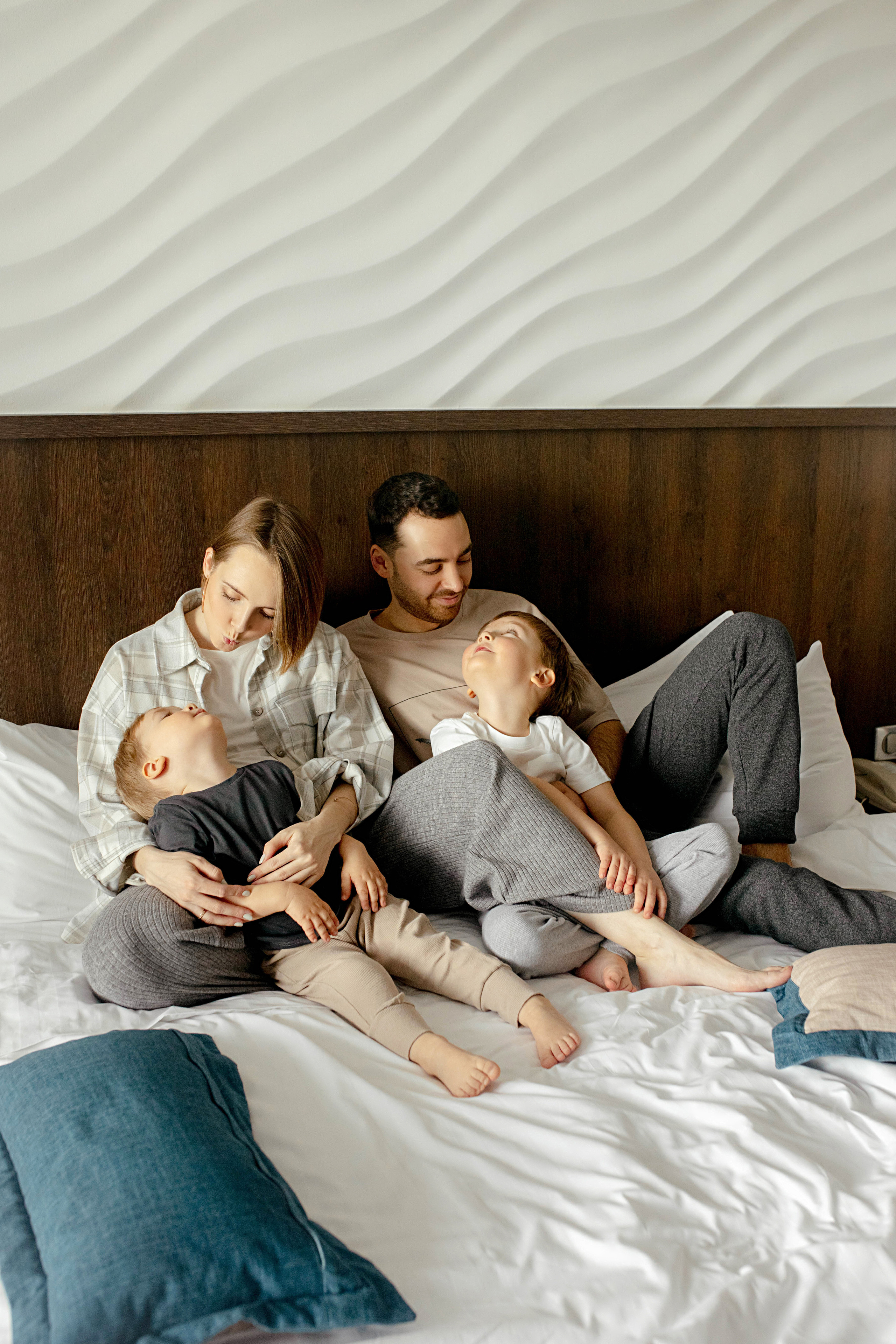 Валерия, Стас, Федя и Петя. Фотограф в Геленджике, Архипо-Осиповке, Абрау-Дюрсо, Кринице Виктория