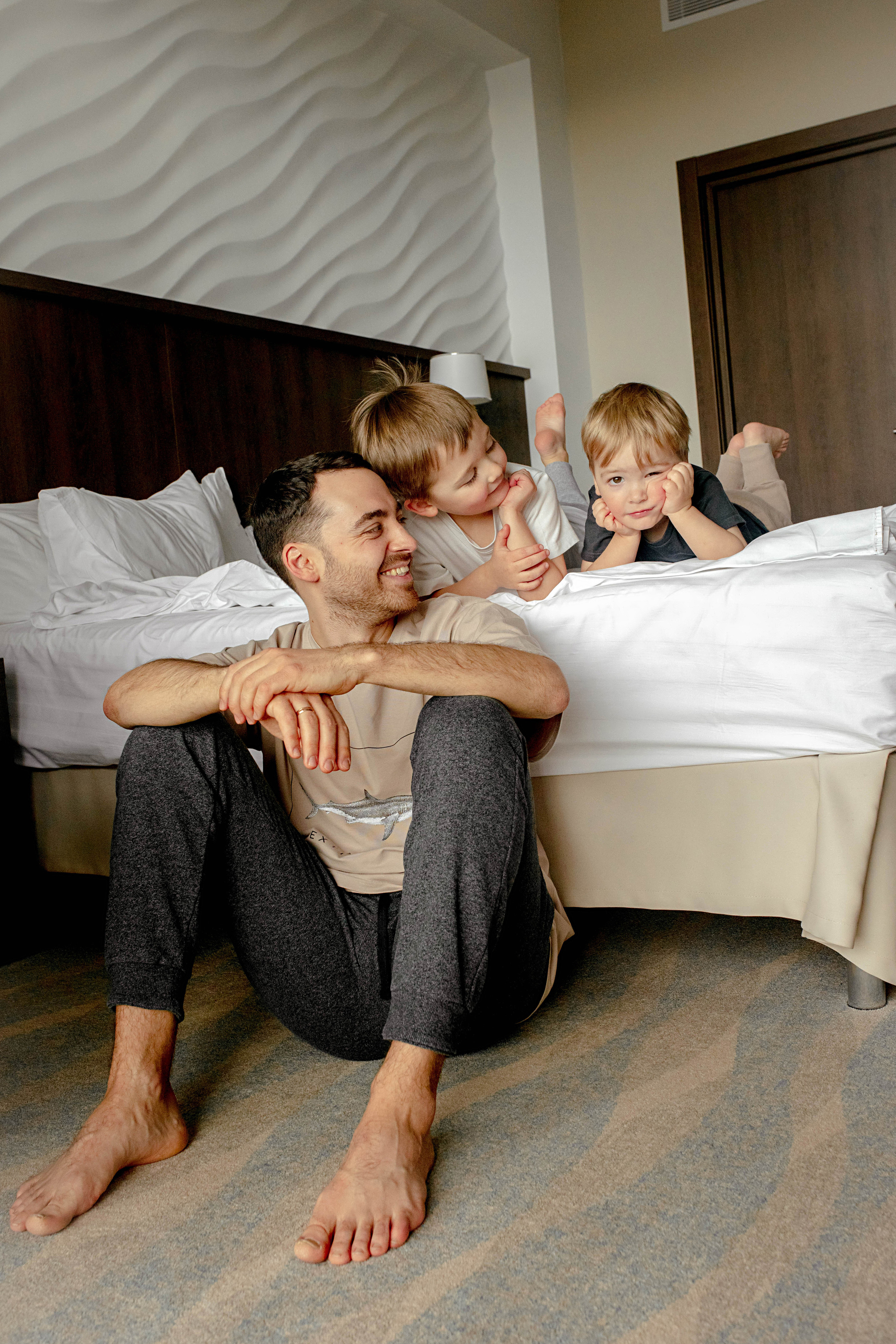 Валерия, Стас, Федя и Петя. Фотограф в Геленджике, Архипо-Осиповке, Абрау-Дюрсо, Кринице Виктория