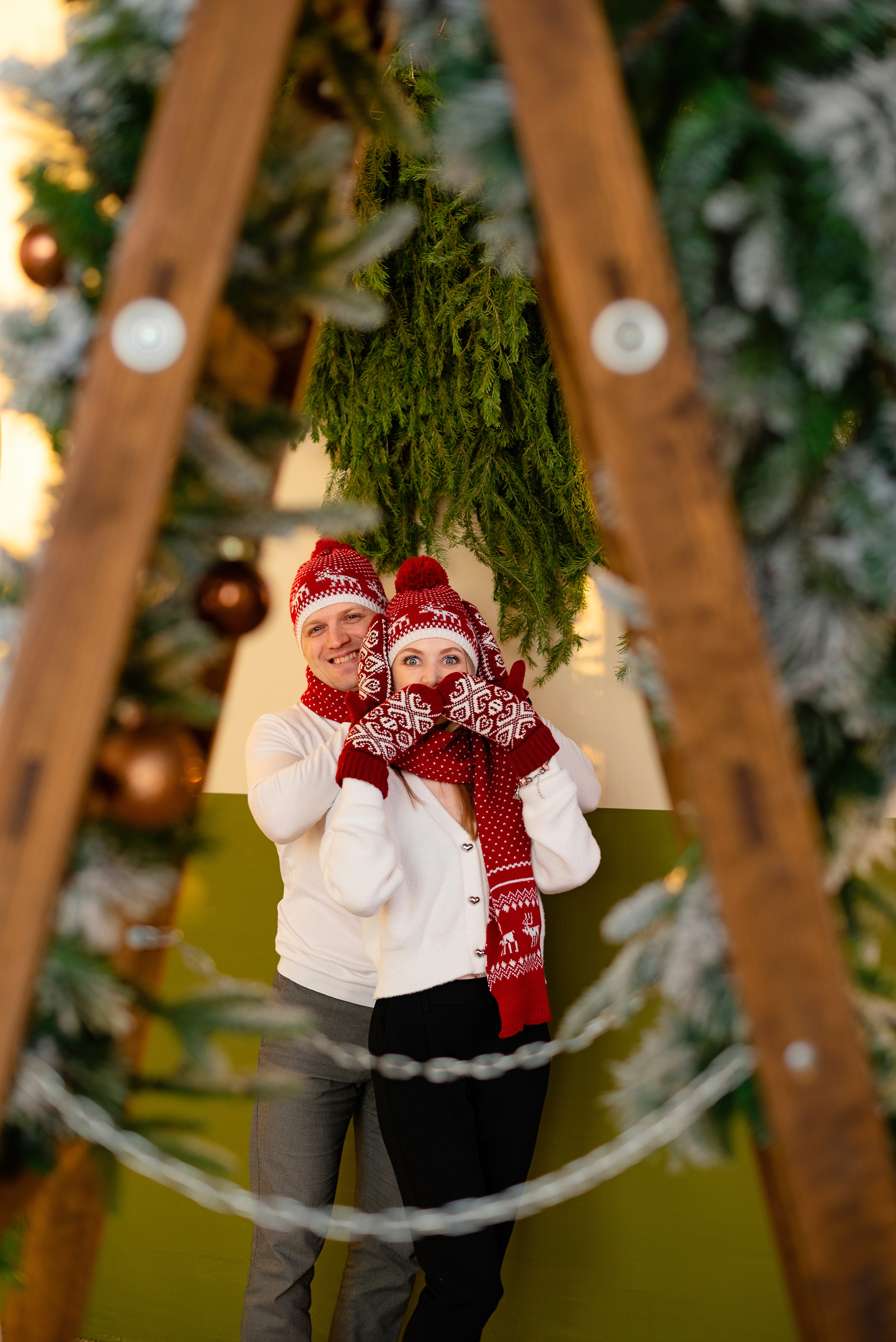 Семейная фотосессия в фотостудии Питер, 1 зал. Детский и семейный фотограф в Сургуте и Нефтеюганске Анна Старцева