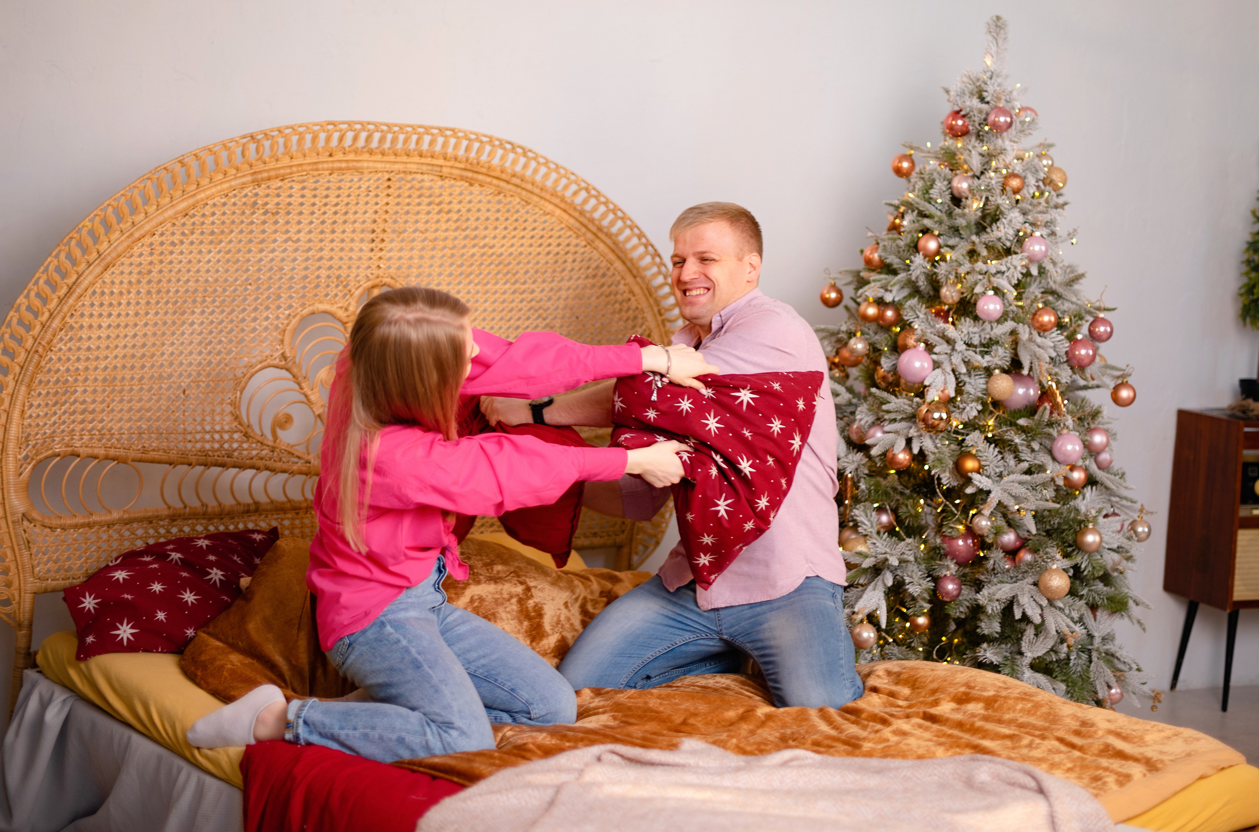 Семейная фотосессия в фотостудии Питер, 1 зал. Детский и семейный фотограф в Сургуте и Нефтеюганске Анна Старцева