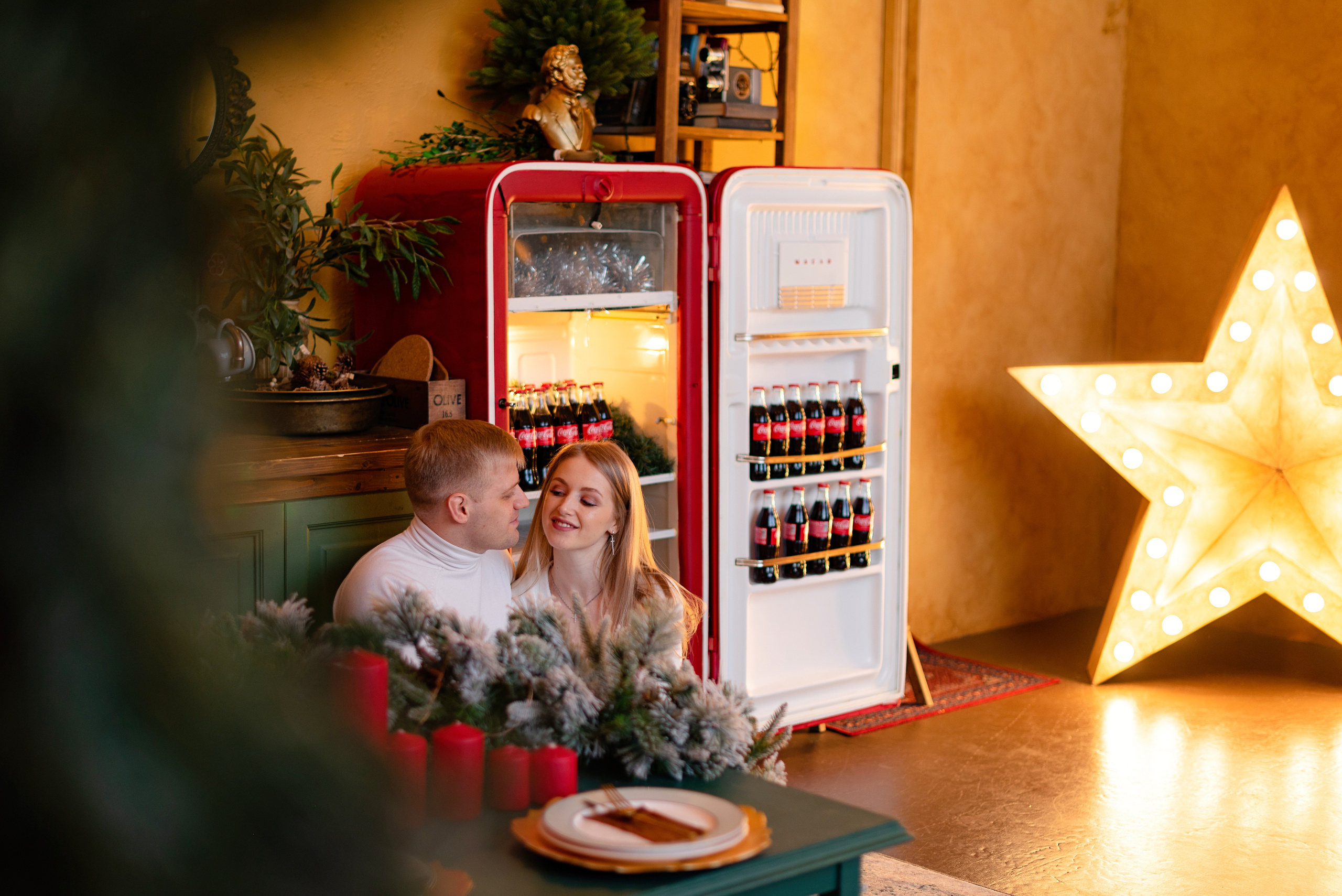 Семейная фотосессия в фотостудии Питер, 1 зал. Детский и семейный фотограф в Сургуте и Нефтеюганске Анна Старцева