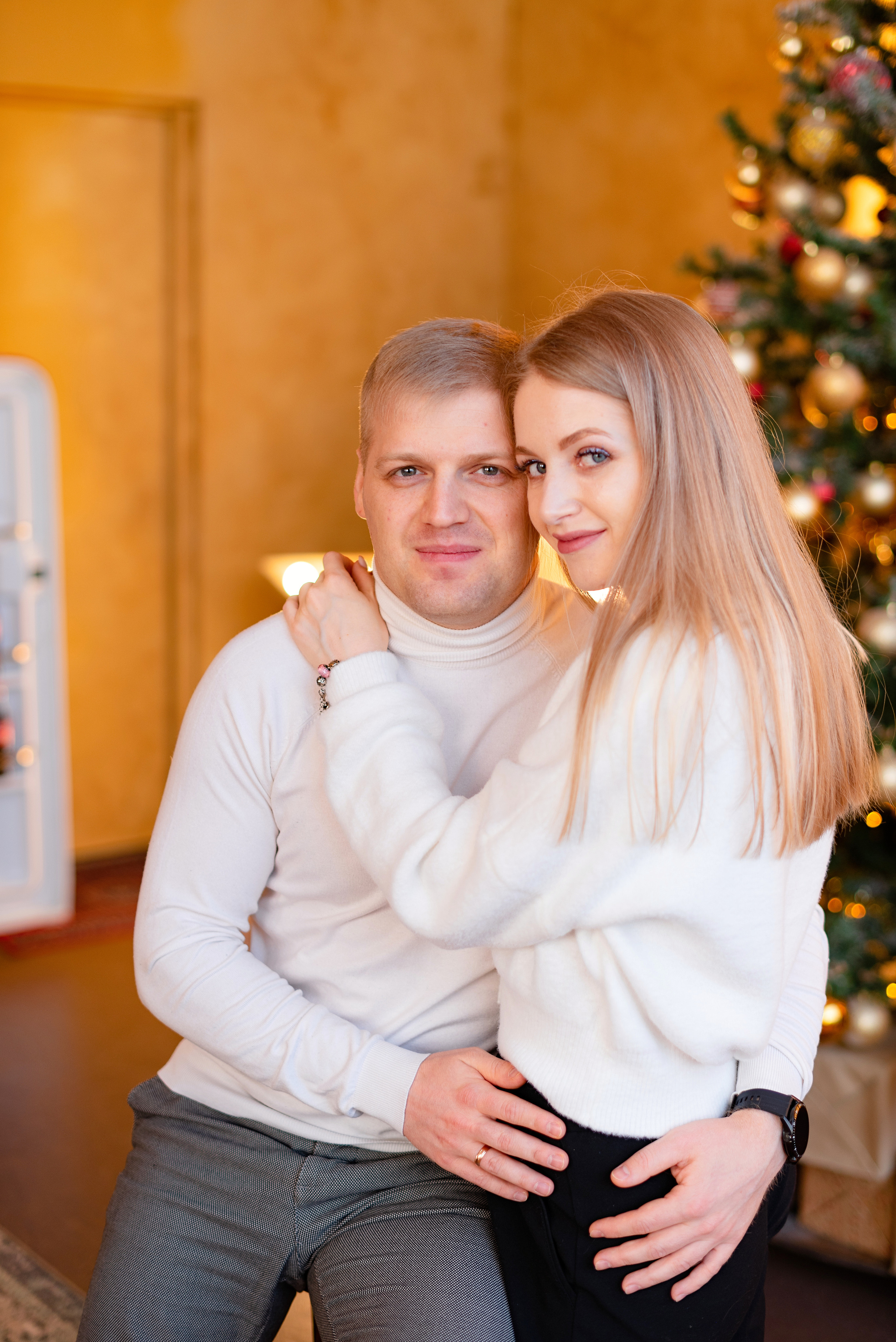 Семейная фотосессия в фотостудии Питер, 1 зал. Детский и семейный фотограф в Сургуте и Нефтеюганске Анна Старцева