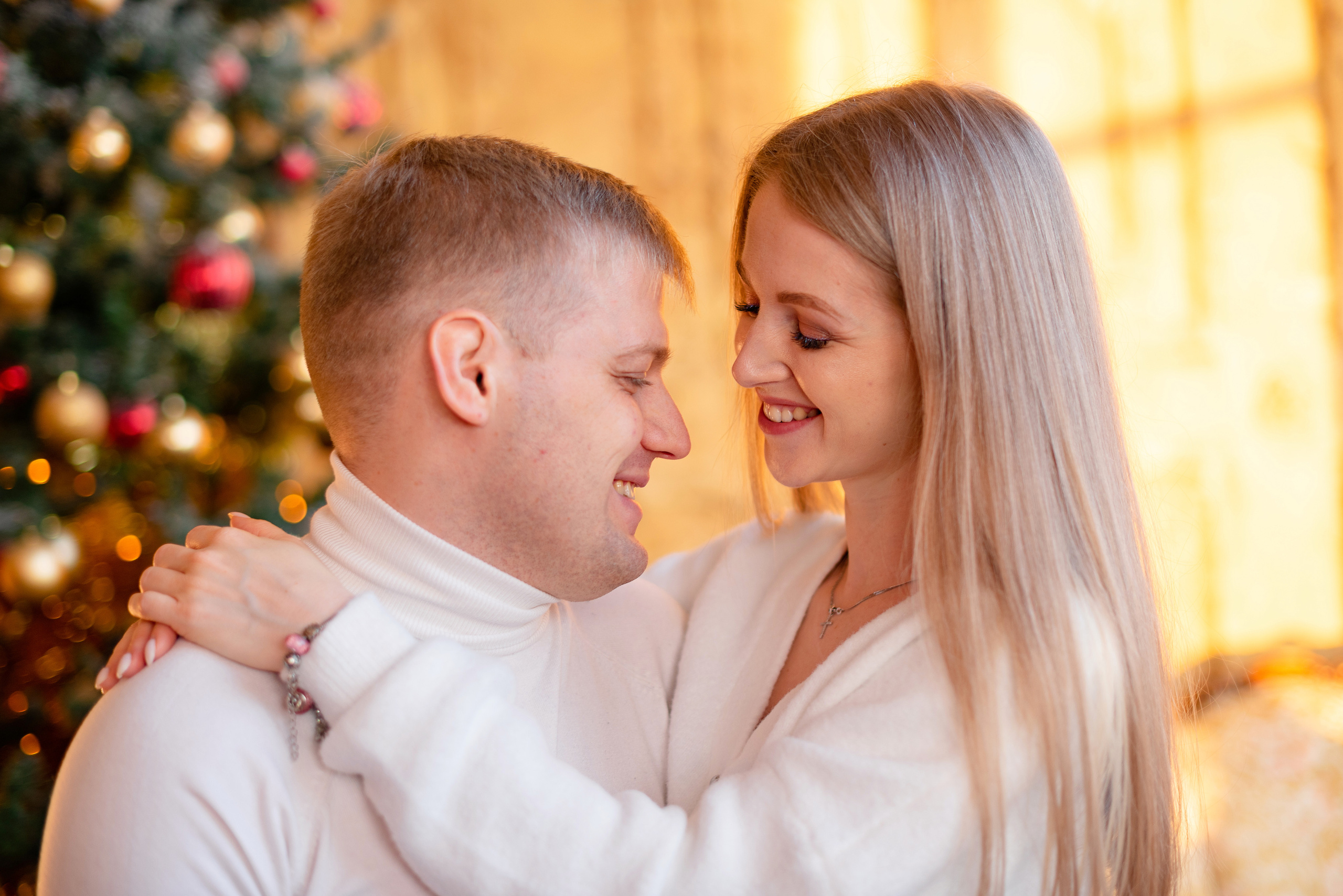 Семейная фотосессия в фотостудии Питер, 1 зал. Детский и семейный фотограф в Сургуте и Нефтеюганске Анна Старцева