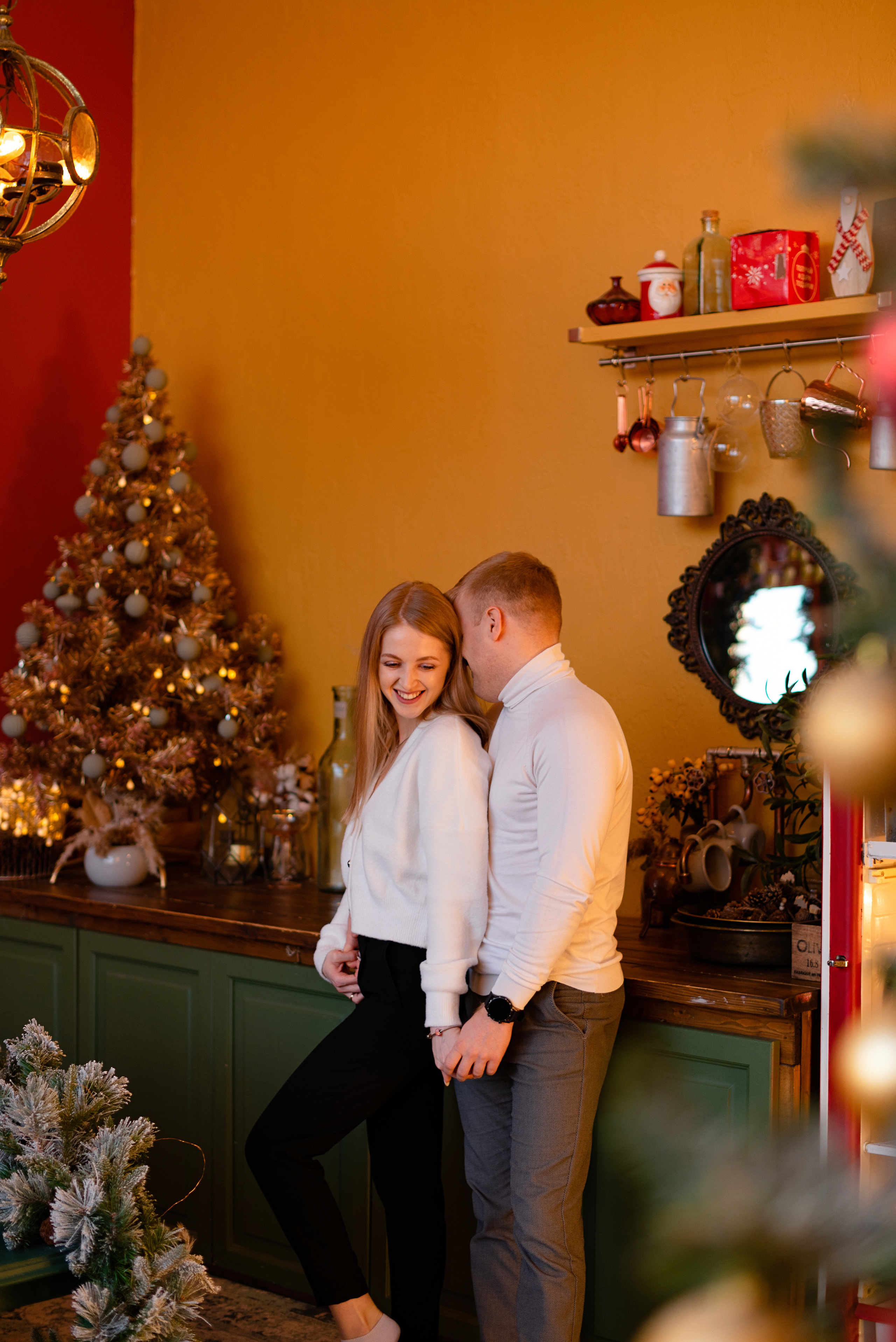 Семейная фотосессия в фотостудии Питер, 1 зал. Детский и семейный фотограф в Сургуте и Нефтеюганске Анна Старцева